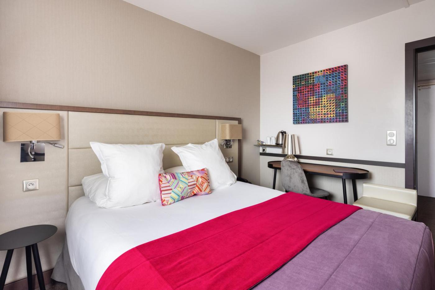Classic Double Room - Photo 7