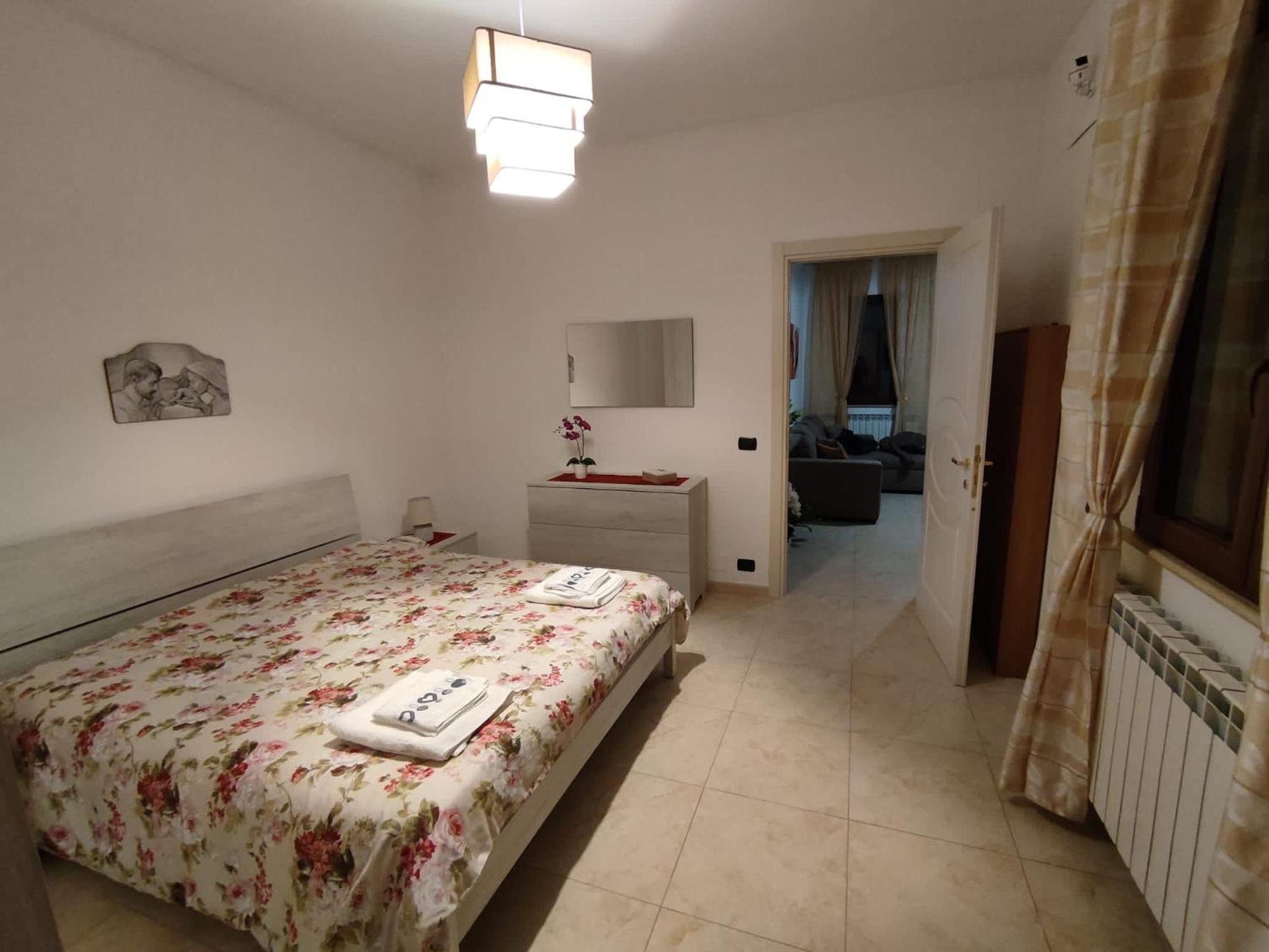 One-Bedroom House photo 1