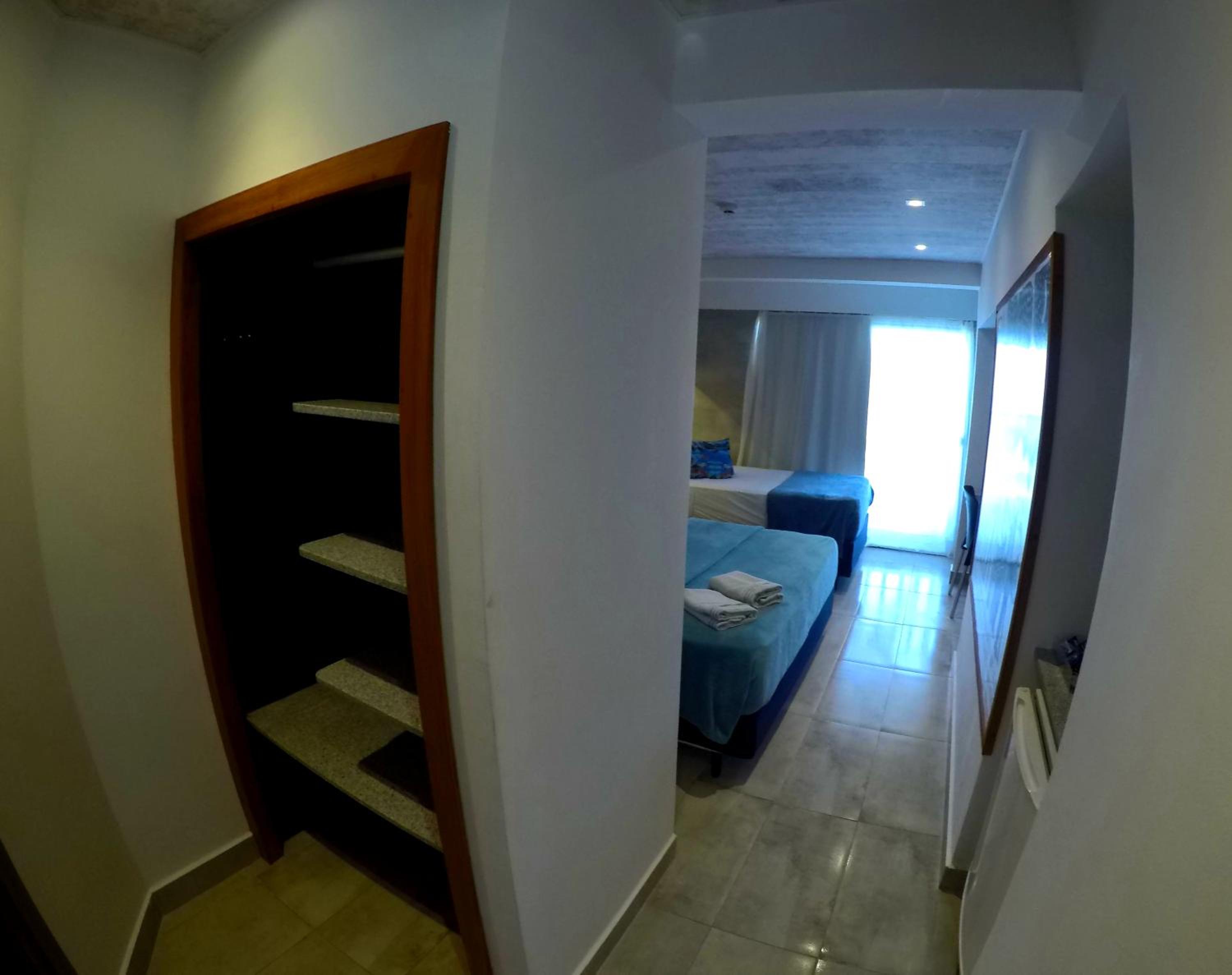 Family Room with Sea View - Photo 23