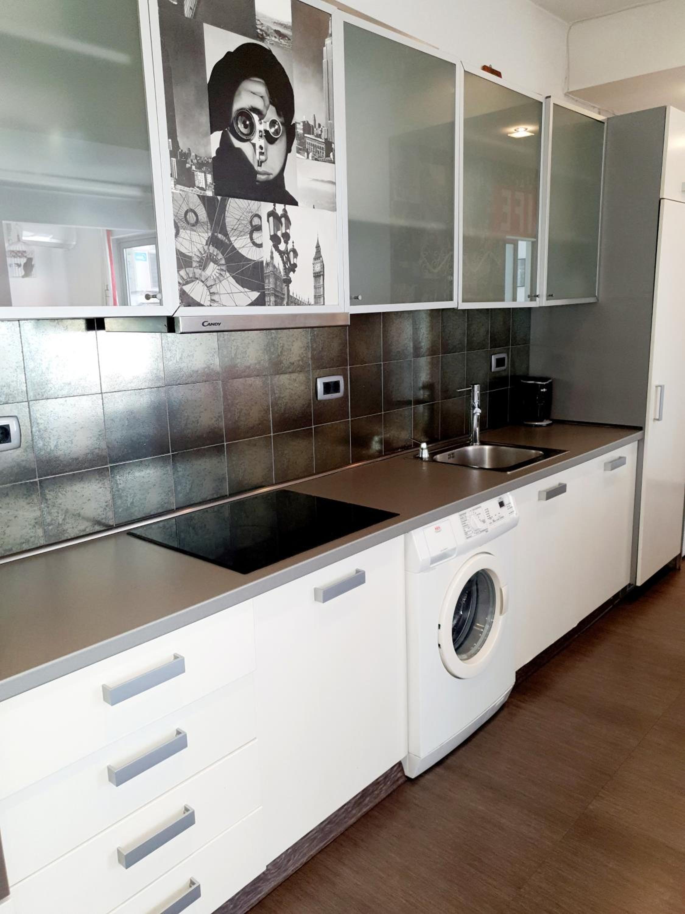 Two-Bedroom Apartment - Photo 20