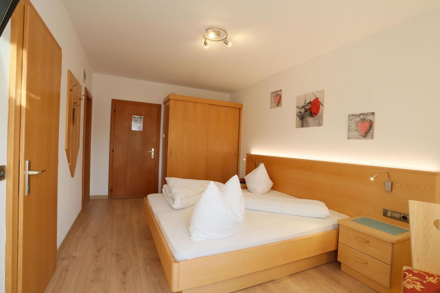Double Room with Mountain View photo 1