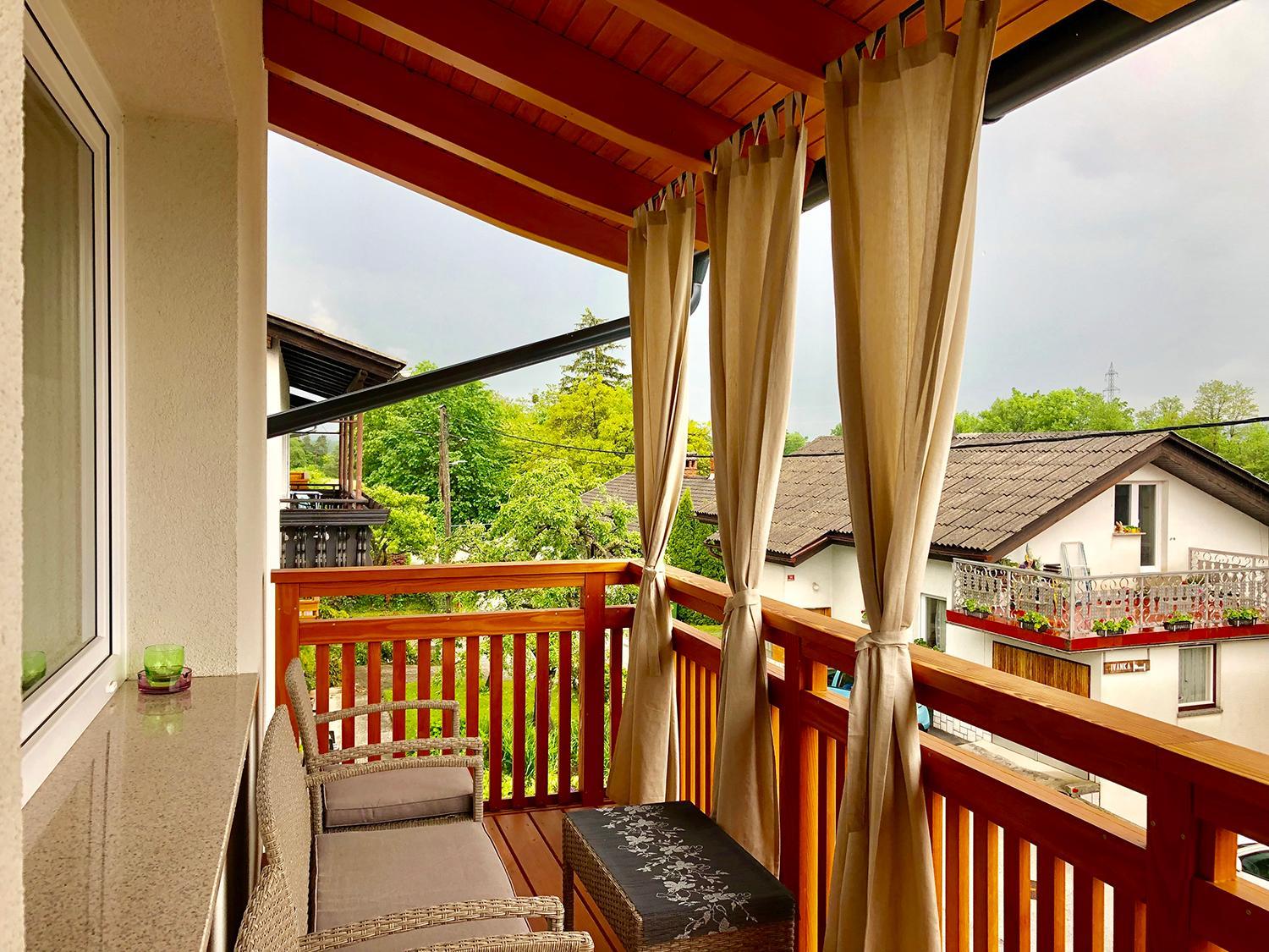 Apartment with Balcony photo 1