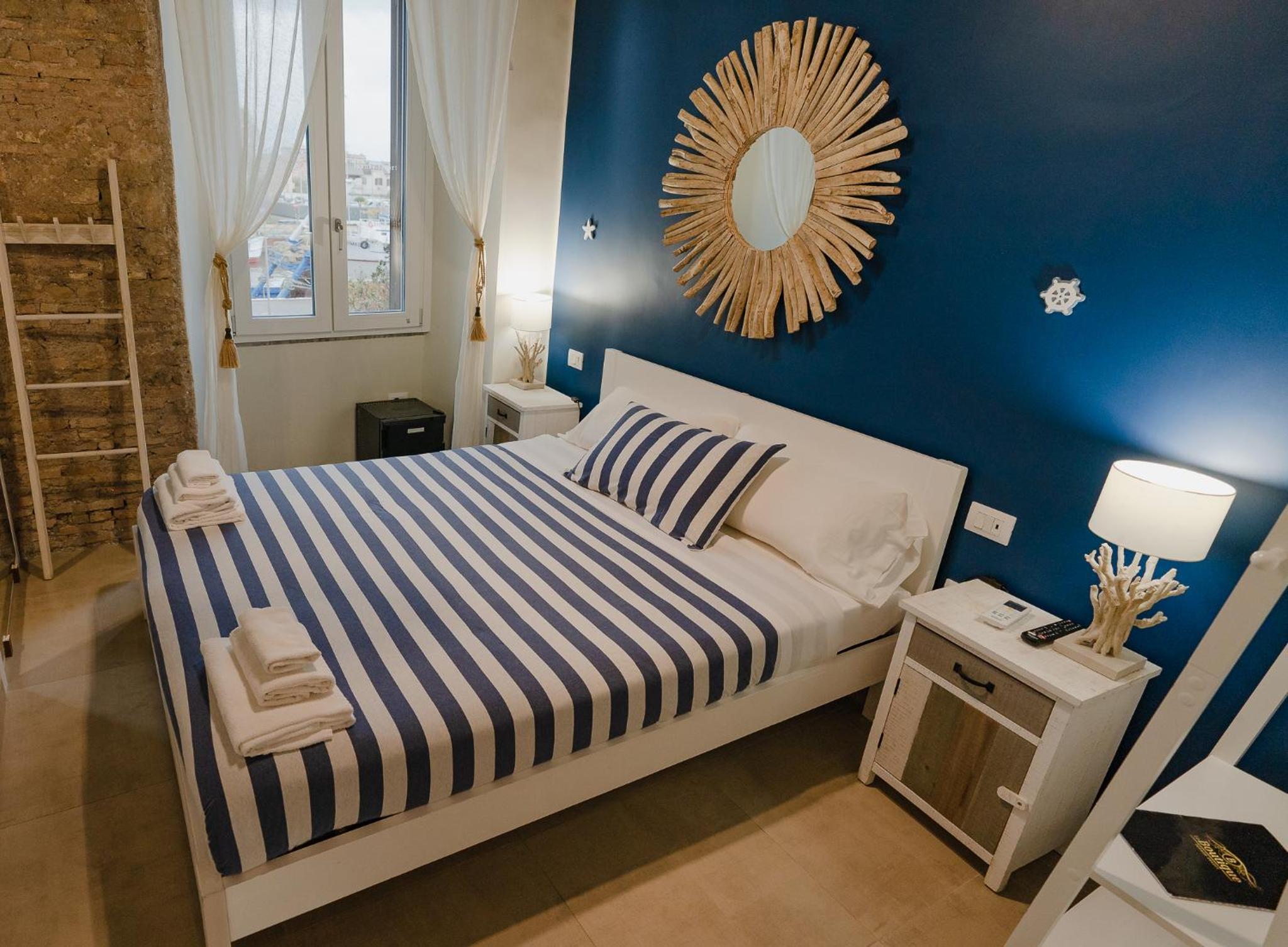 Double Room - Photo 2