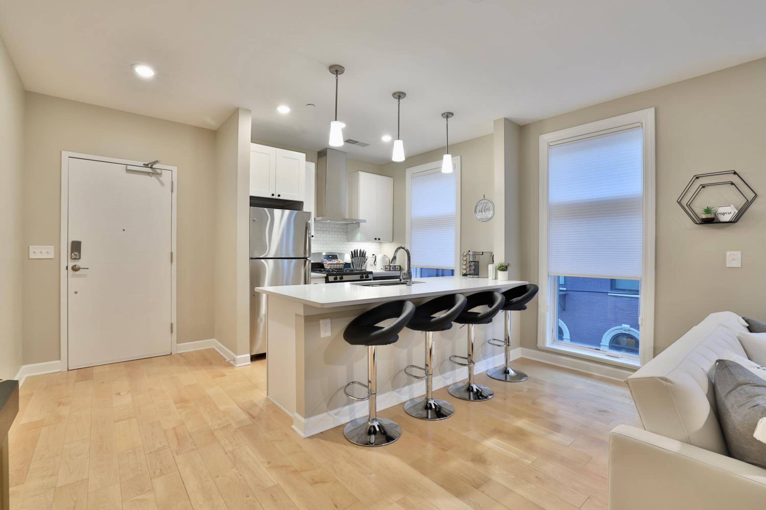 One-Bedroom Apartment - Photo 13