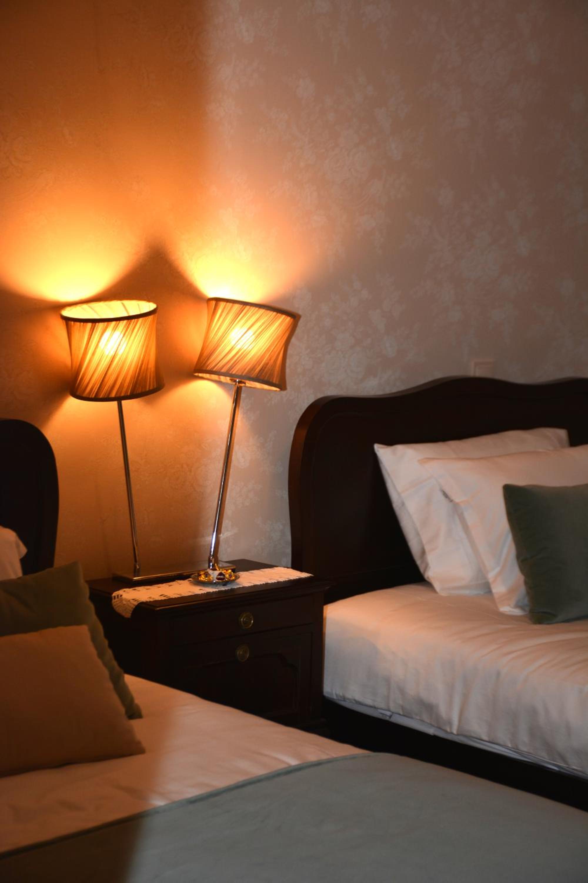 Deluxe Twin Room - Photo 6