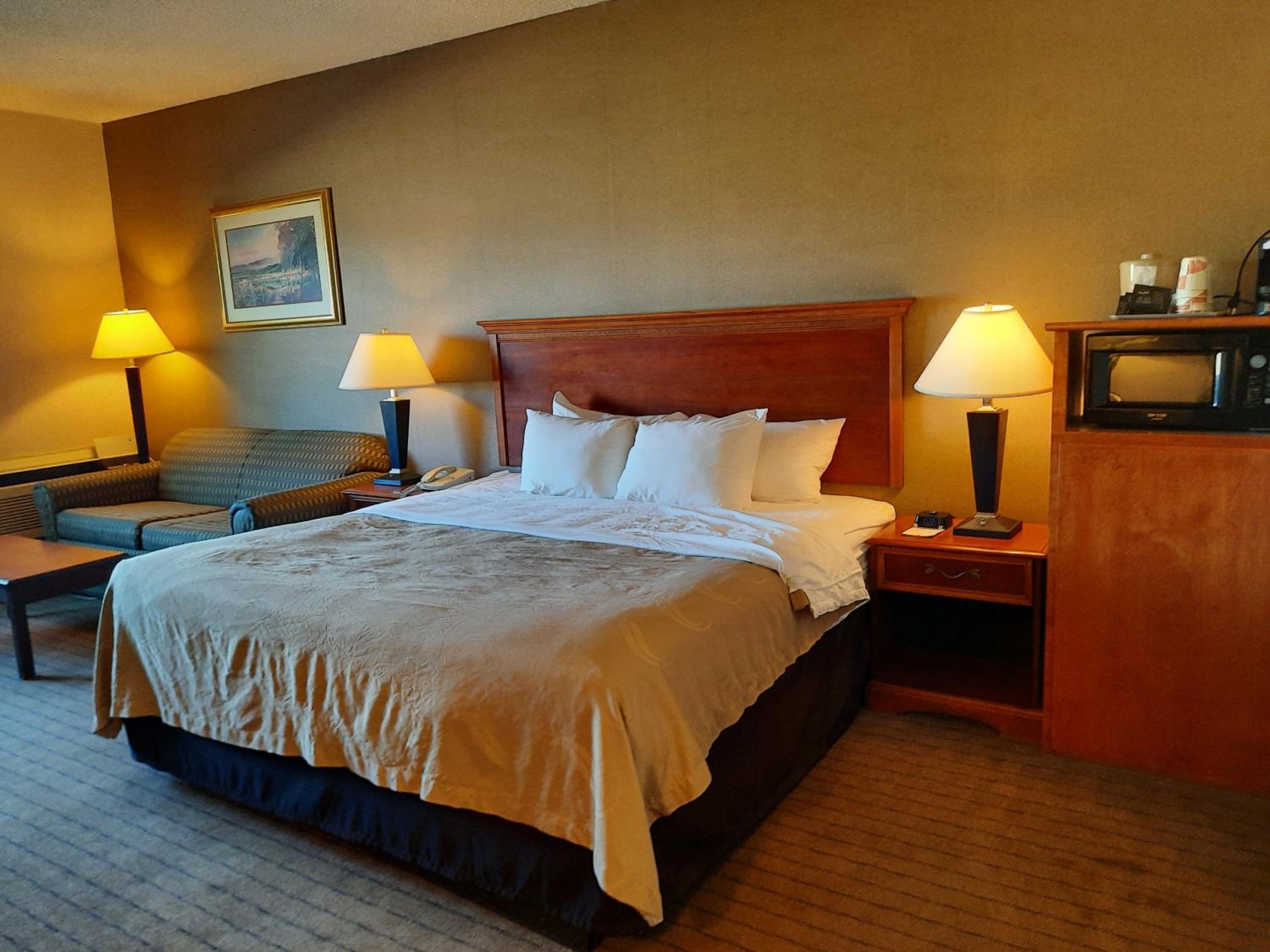 King Room - Accessible/Non-Smoking - Photo 1