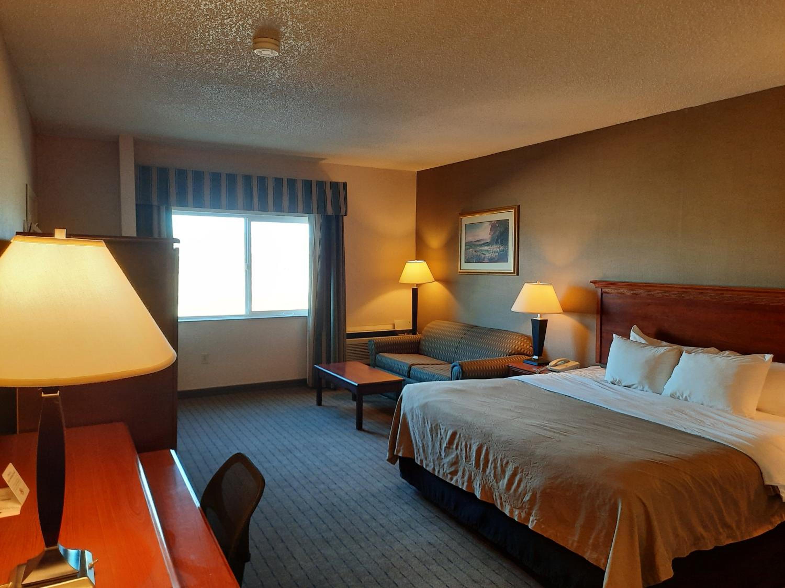 King Room - Accessible/Non-Smoking - Photo 3