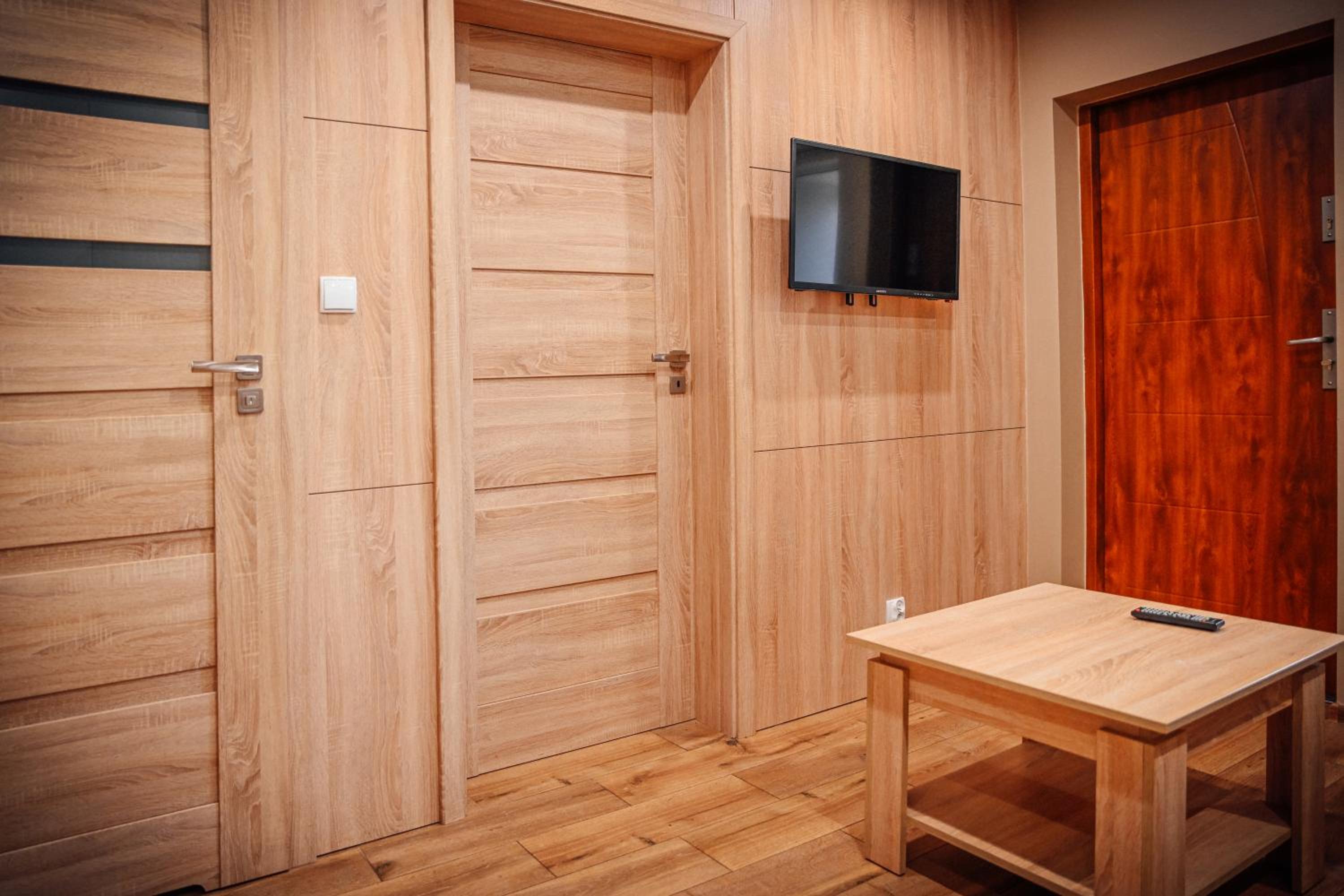 One-Bedroom House photo 1