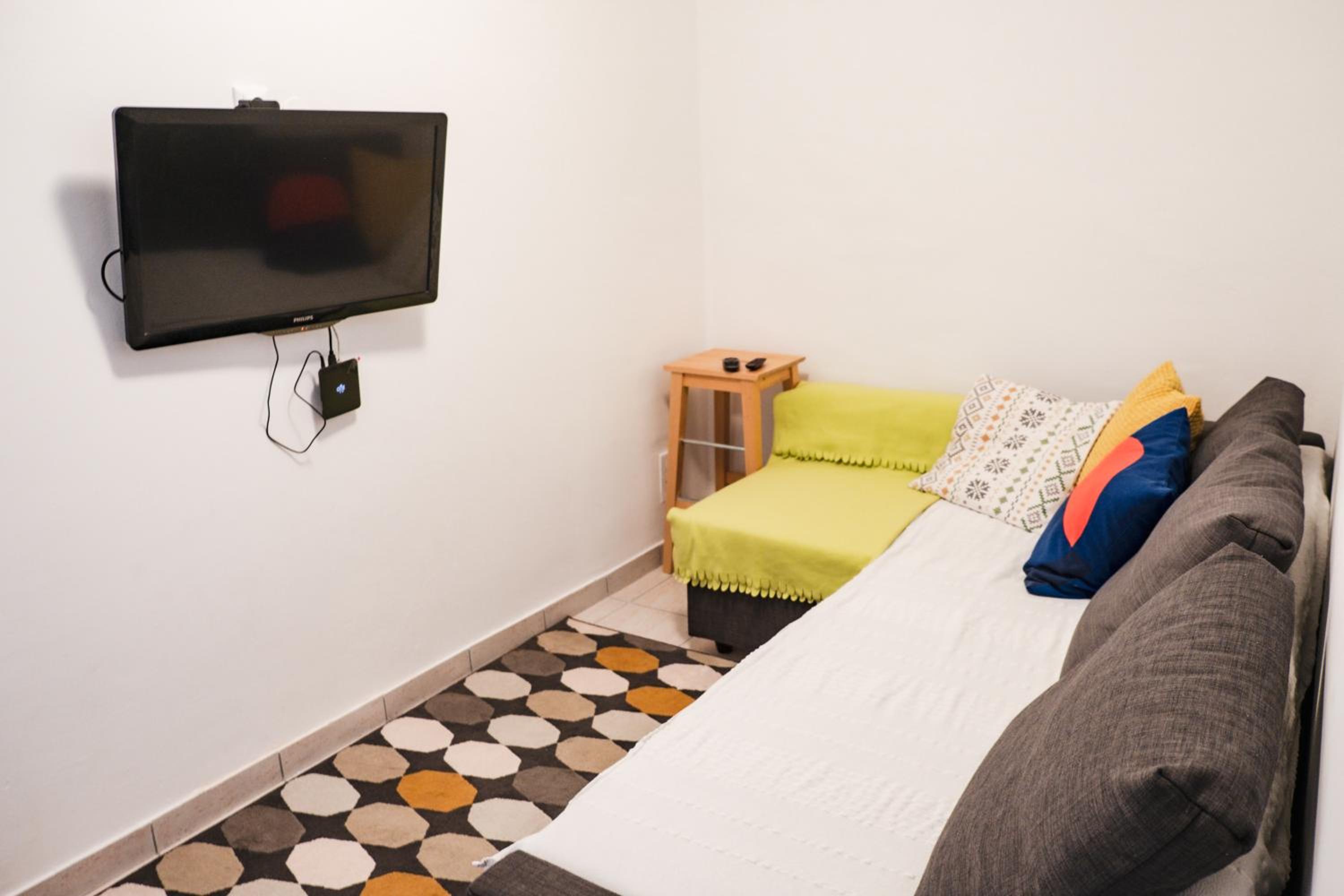 Two-Bedroom House photo 2