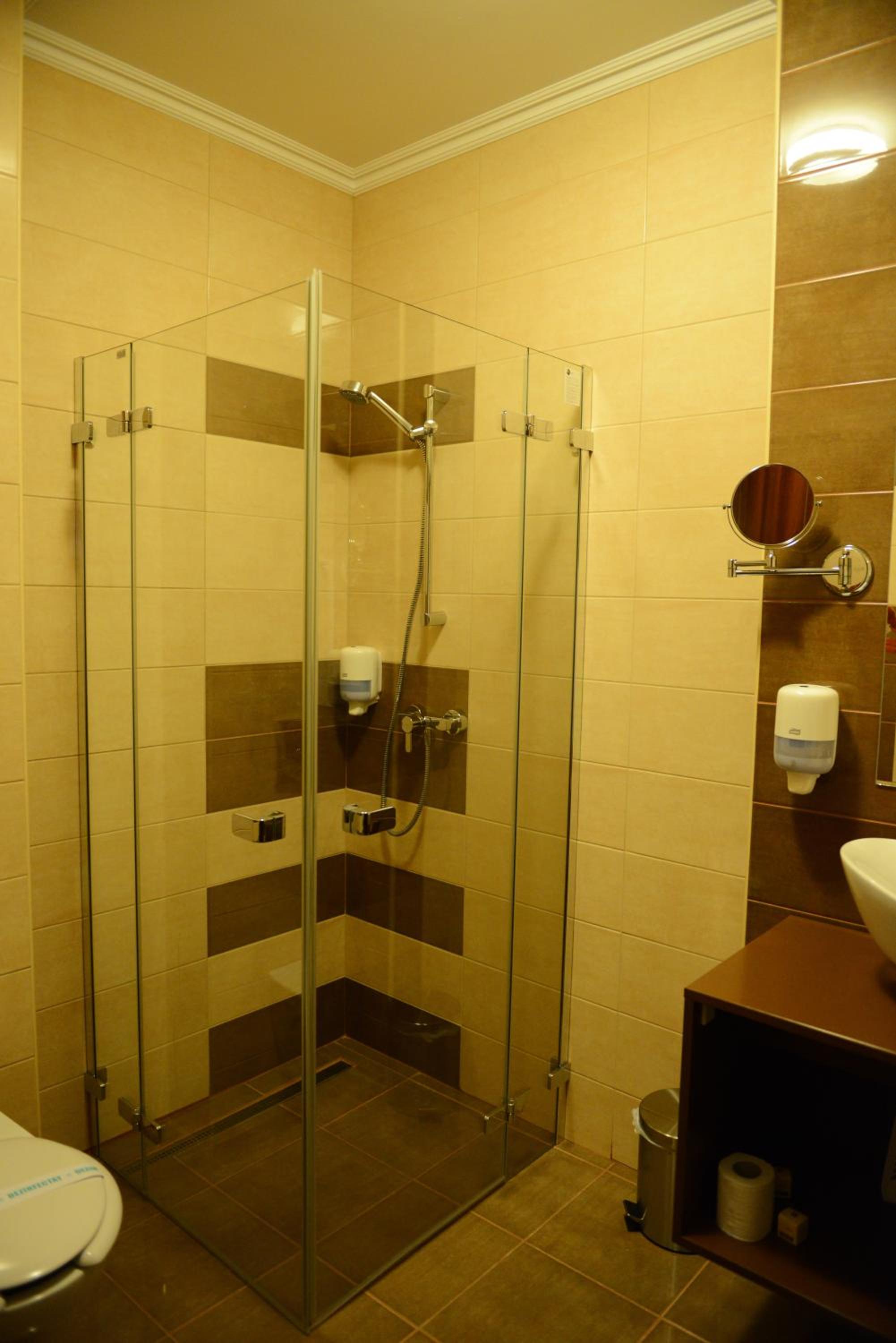 Standard Double Room - Photo 5