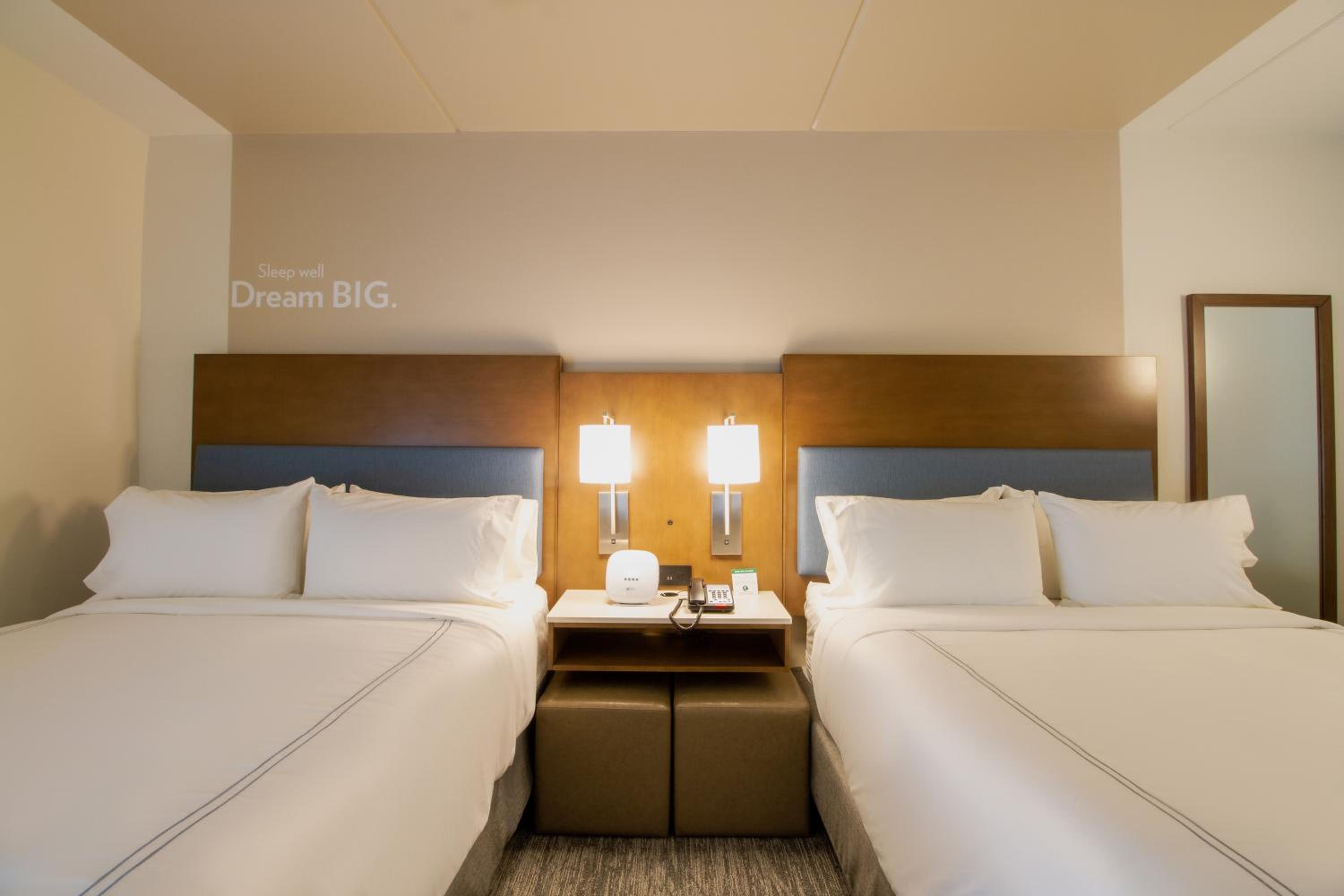 Standard Room photo 1