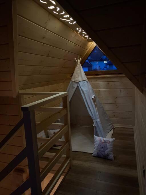 Two-Bedroom House - Photo 7