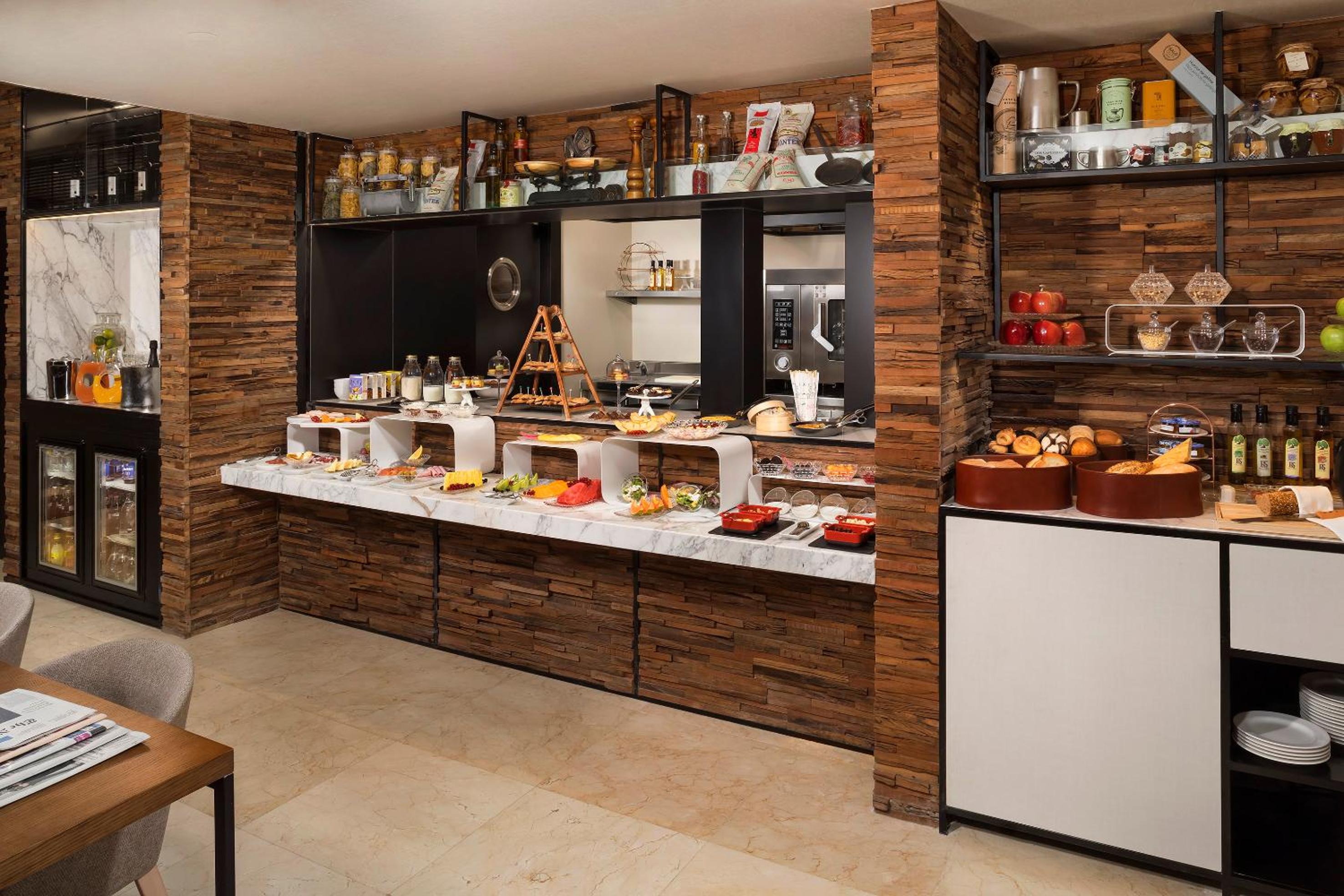 The Level Junior Suite