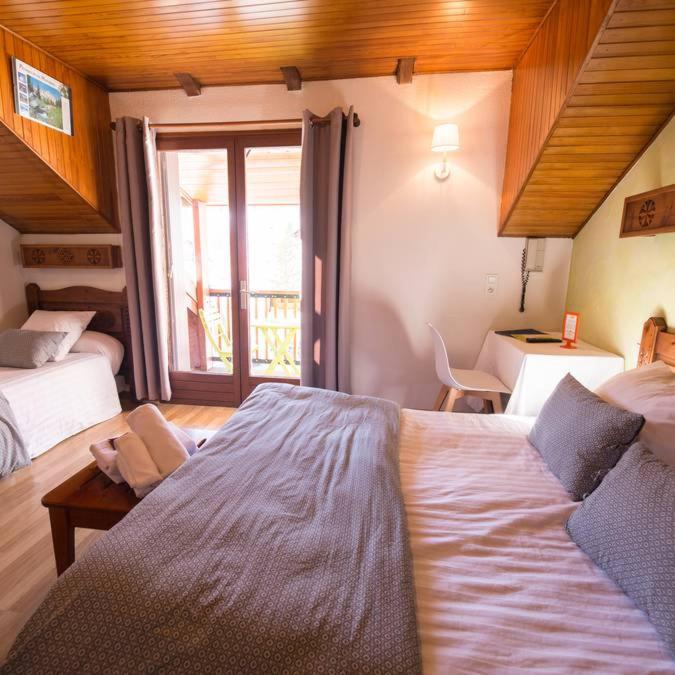 Double or Twin Room photo 1