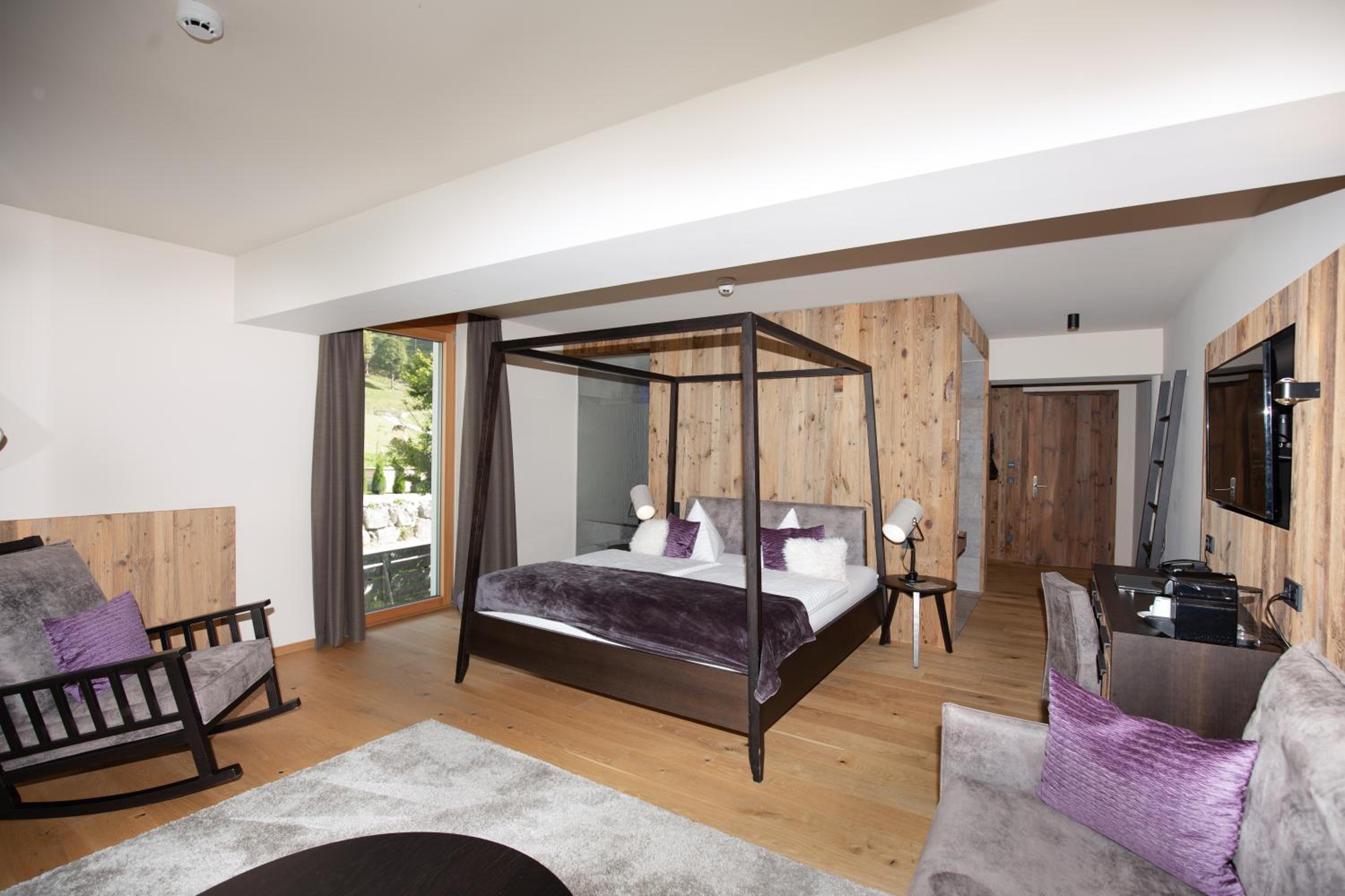 Suite with Balcony photo 2