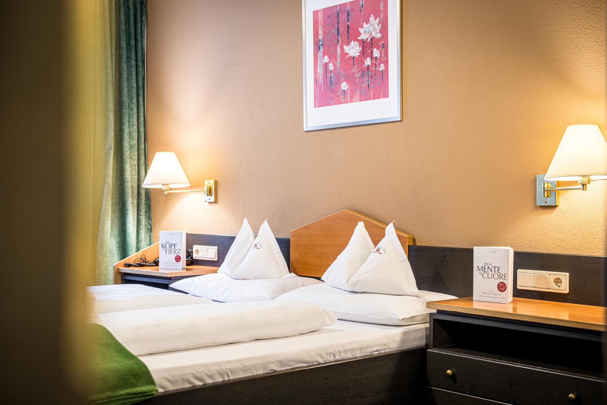 Double Room - B - Photo 4