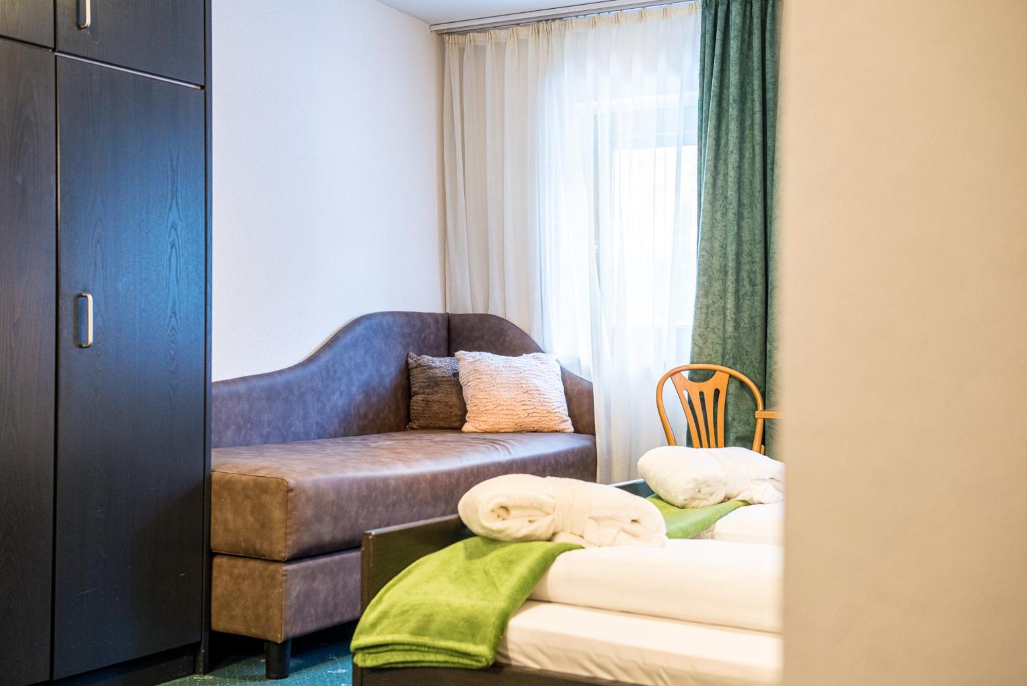 Double Room - B - Photo 3