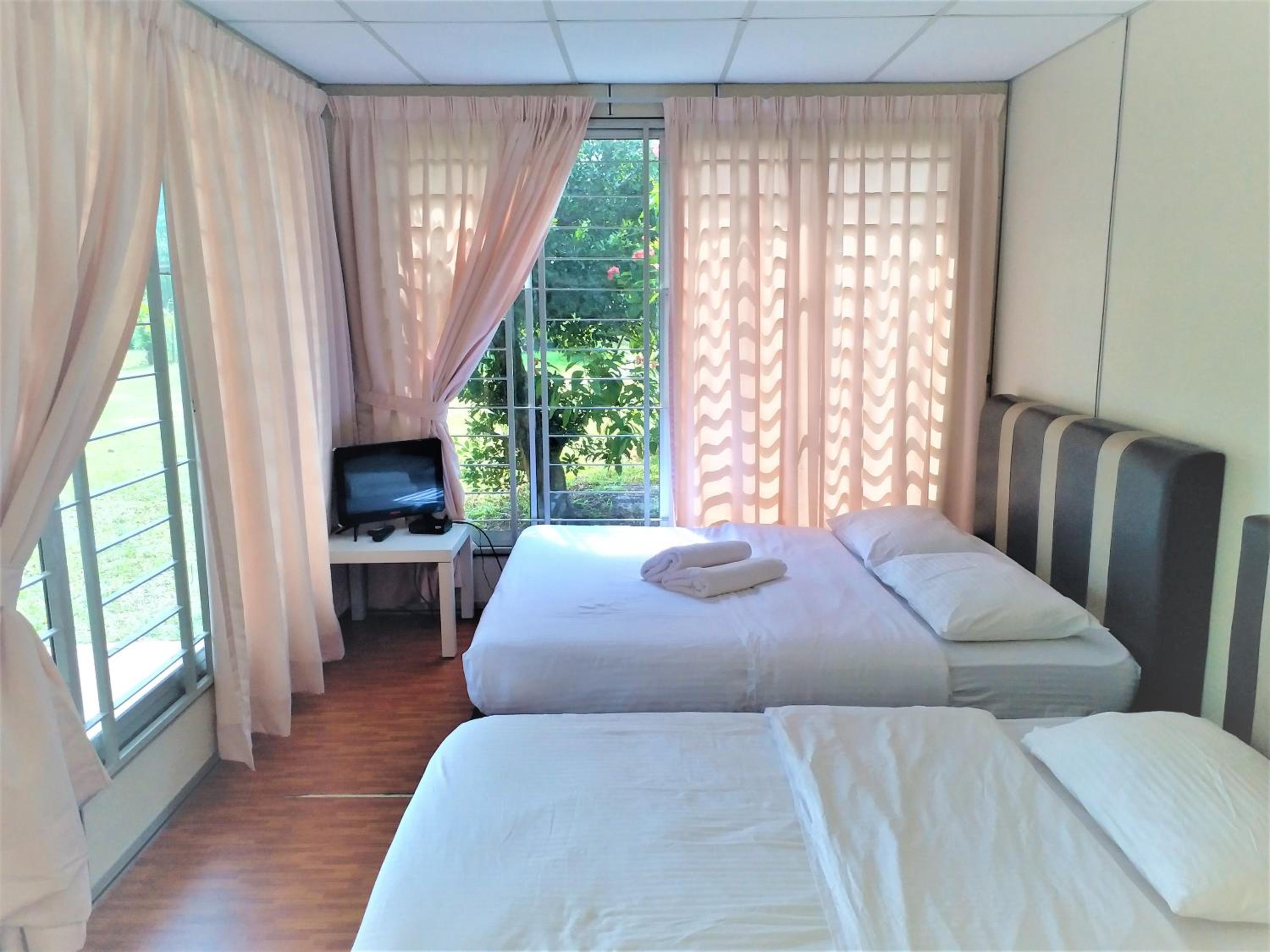 Triple Room with Garden View - Photo 1