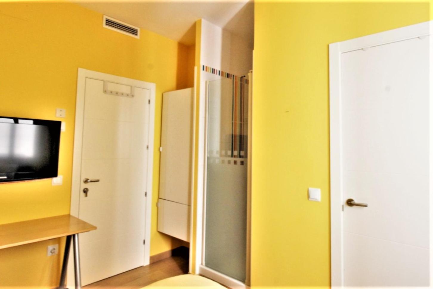 Single Room photo 3