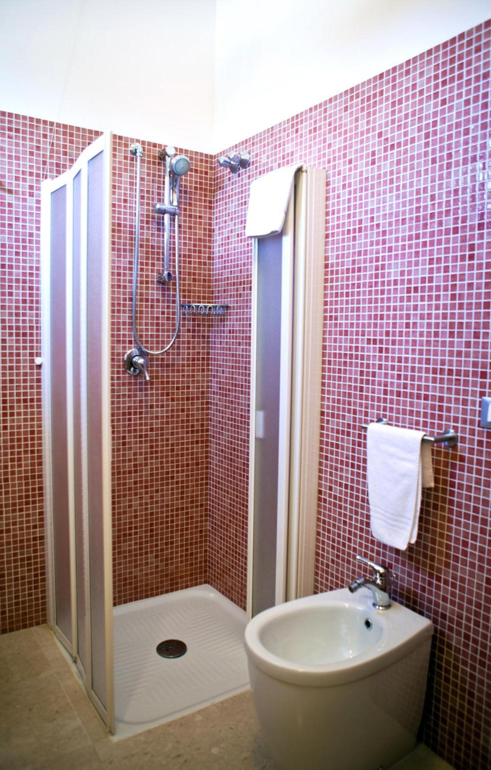 Triple Room - Photo 6