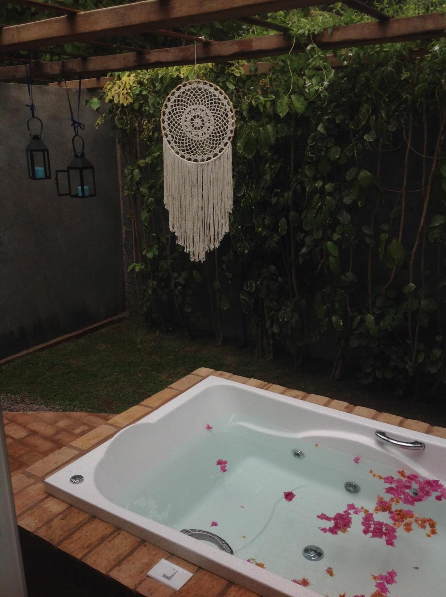 King Suite with Spa Bath - Photo 9