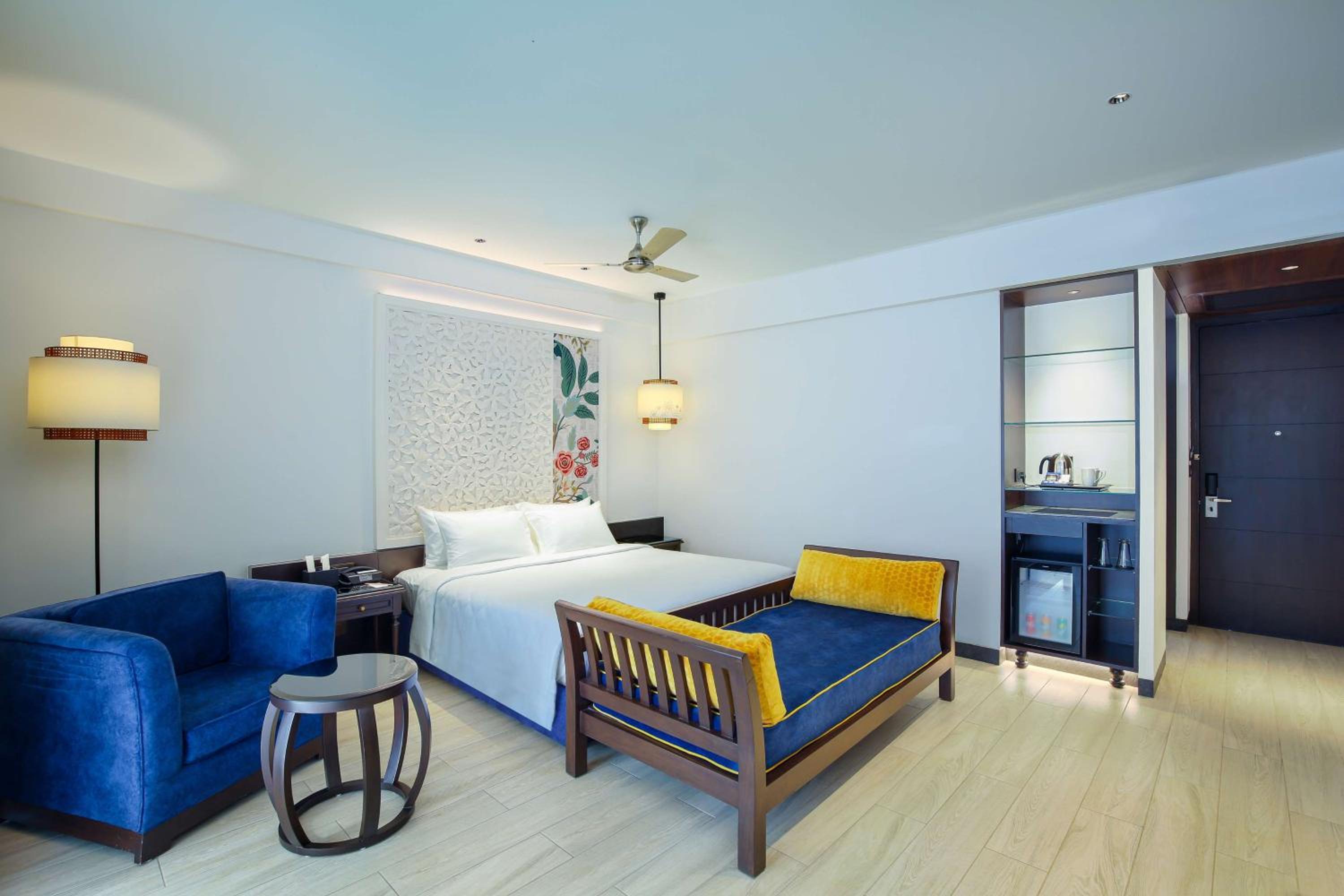 Chalet with Garden and Verandah with Complimentary Hi Tea
