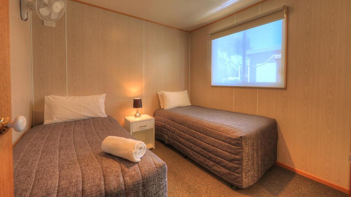 3 Bedroom Standard Family Cabin photo 2