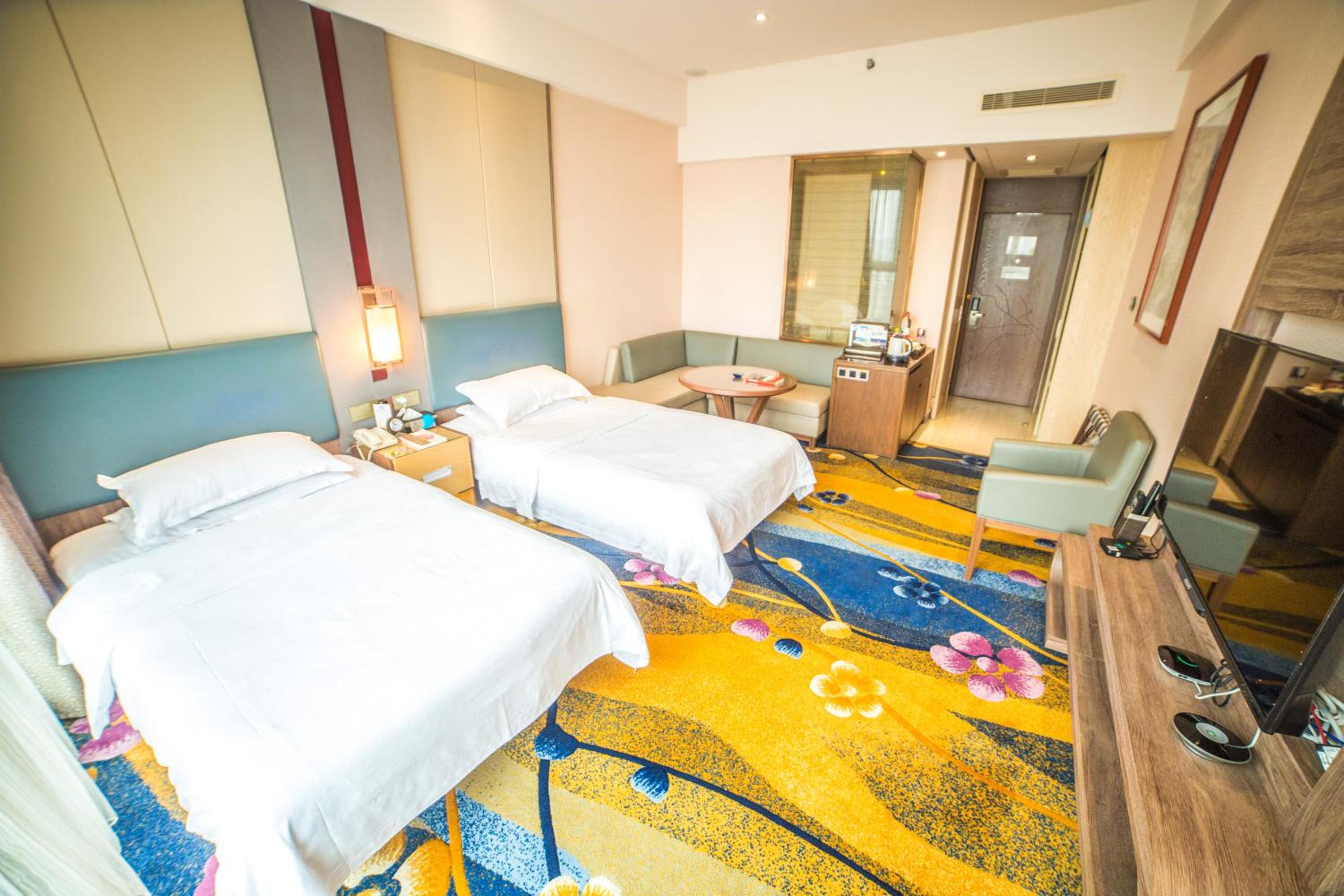 Deluxe Twin Room photo 2