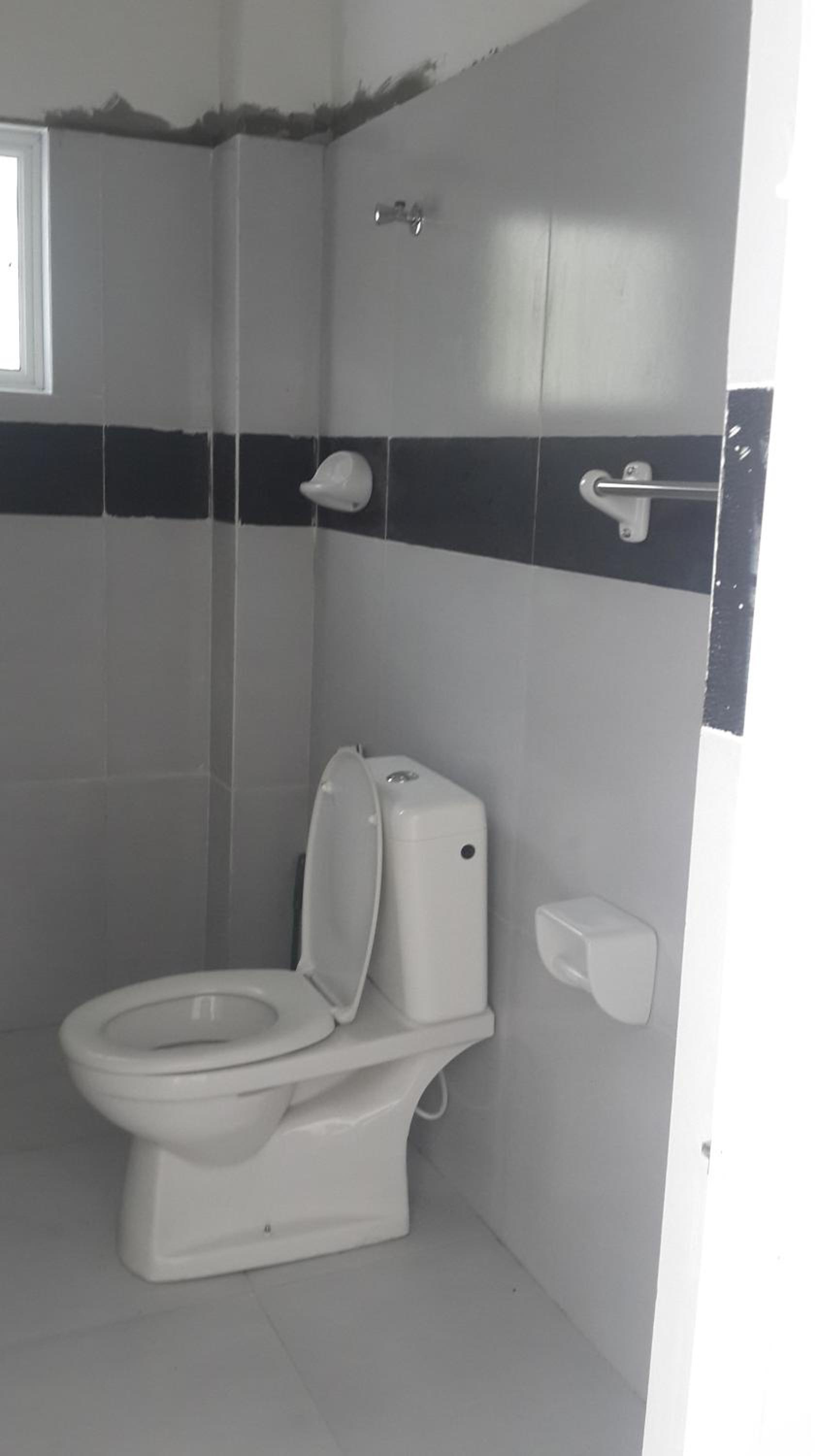 Family Room With Private Bathroom photo 2