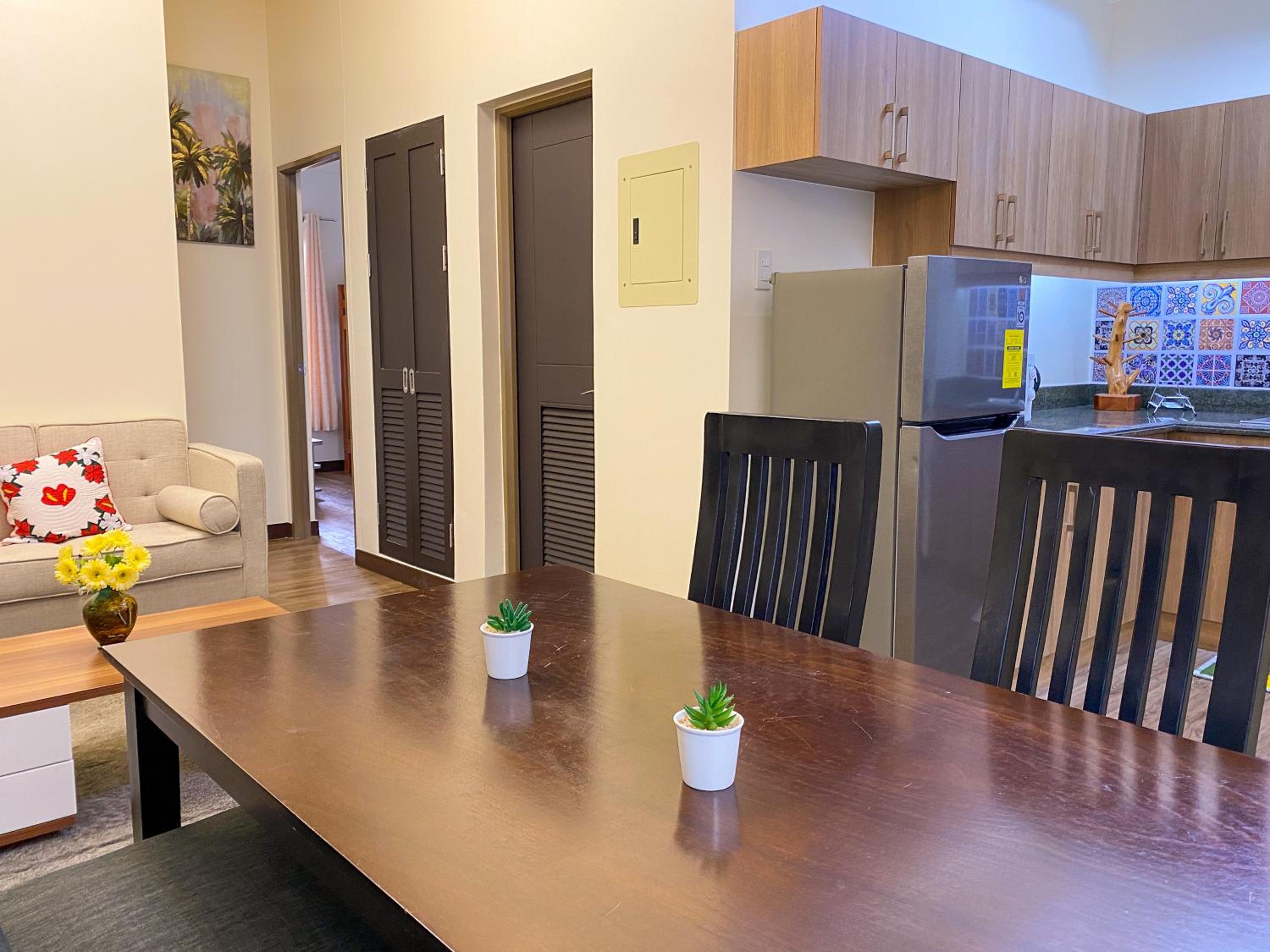 Apartment with Mountain View - Photo 33