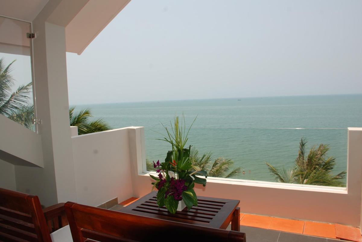 King Suite with Sea View - Photo 10