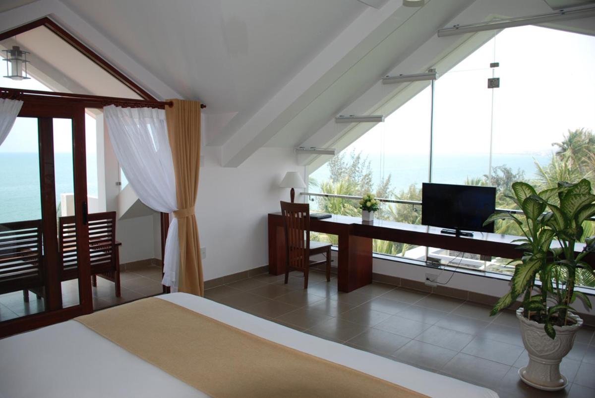 King Suite with Sea View - Photo 2