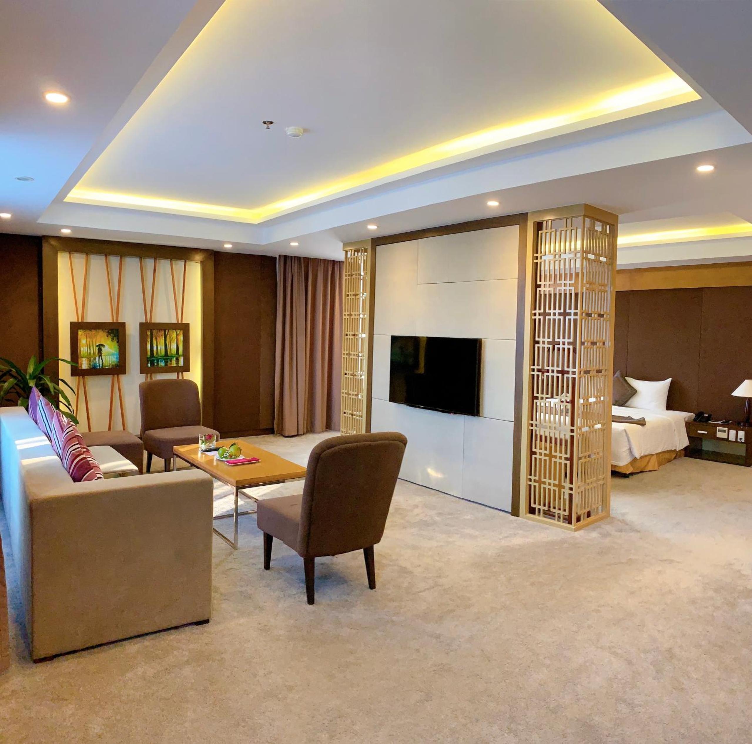 Executive Suite photo 3