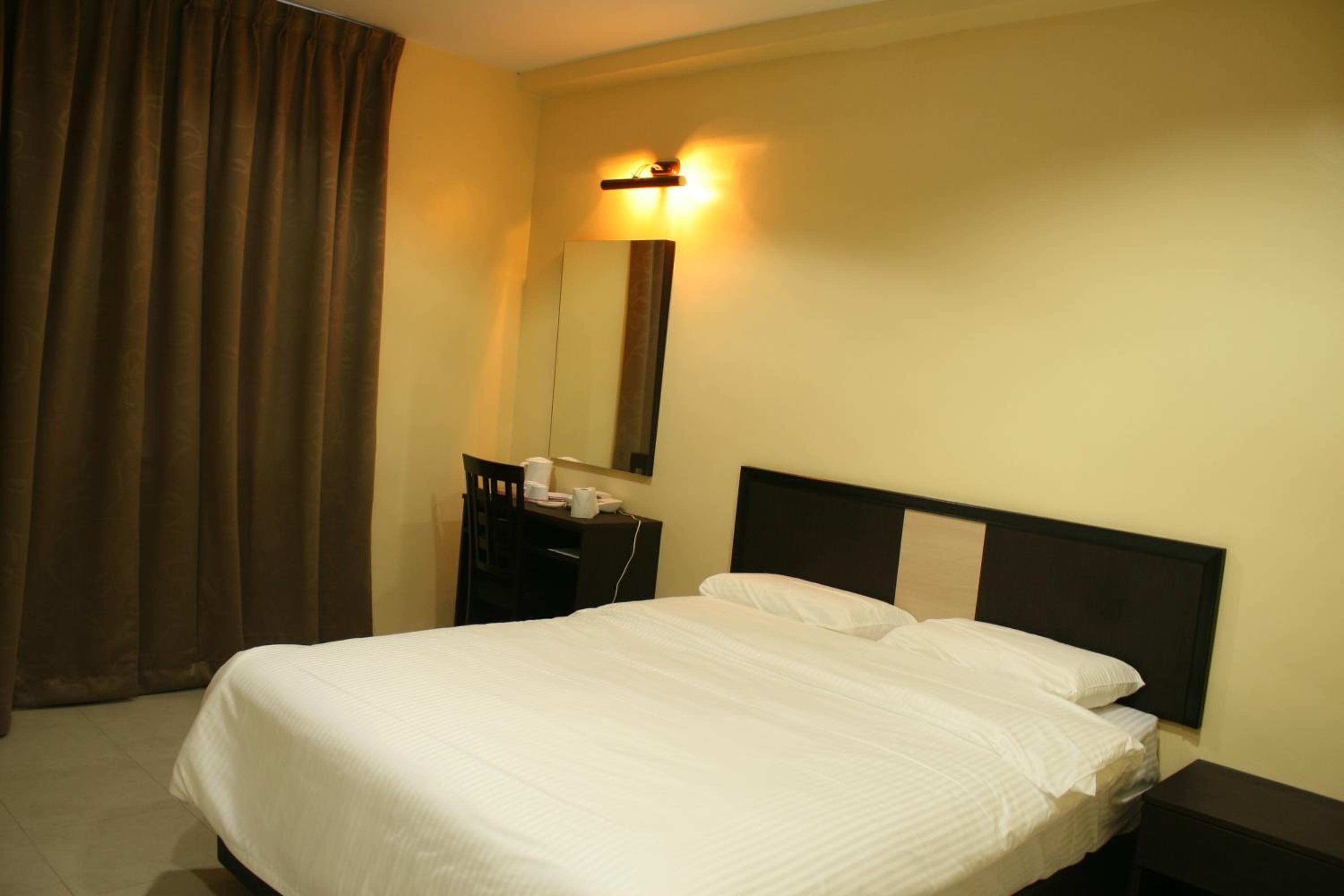 Deluxe Double Room - Photo 2
