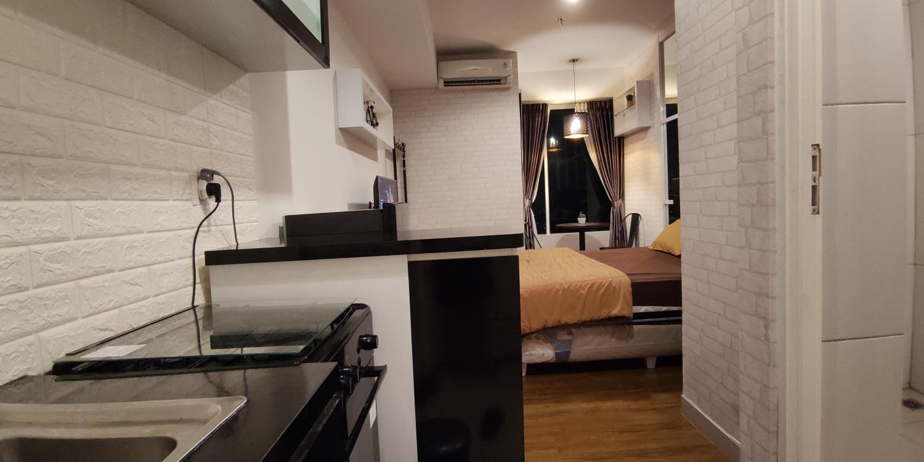 Studio Apartment - Photo 23