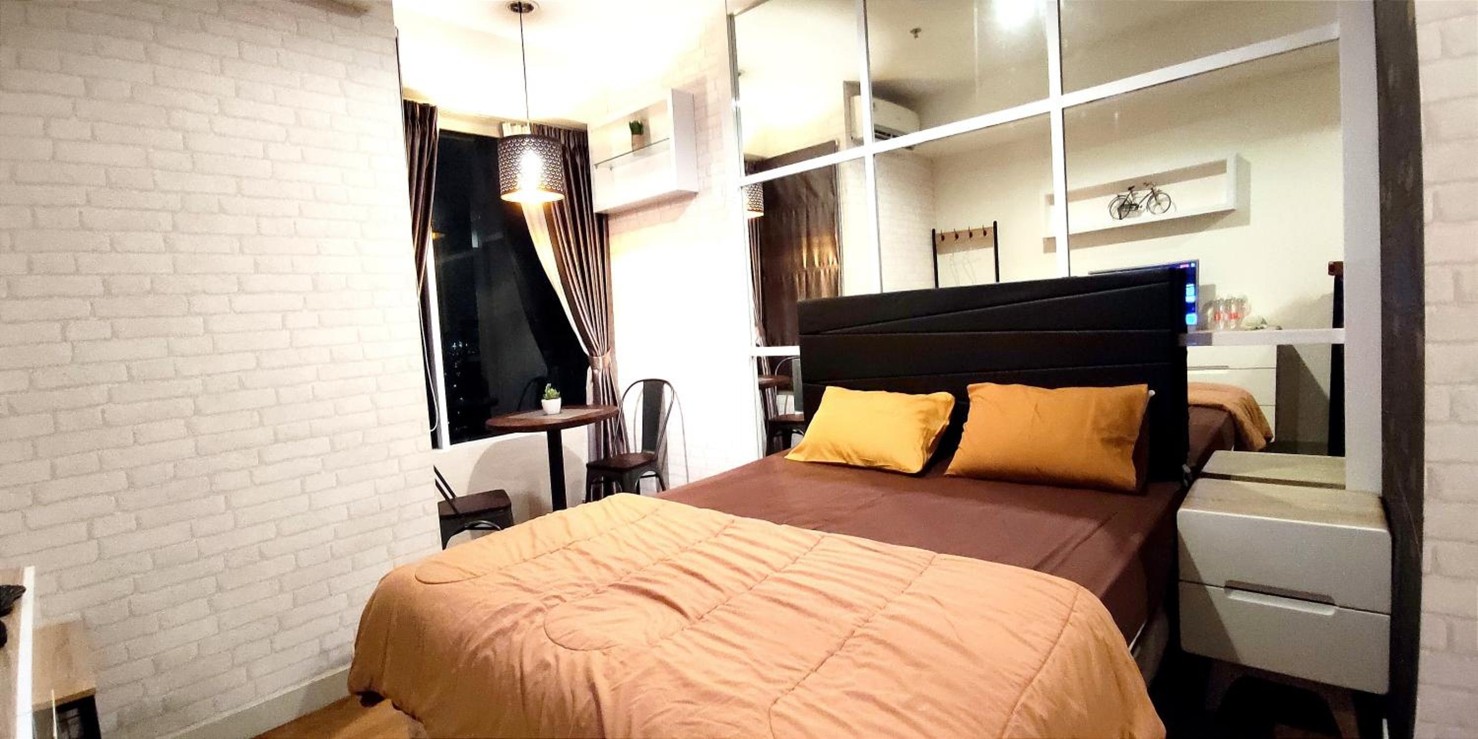 Studio Apartment - Photo 22