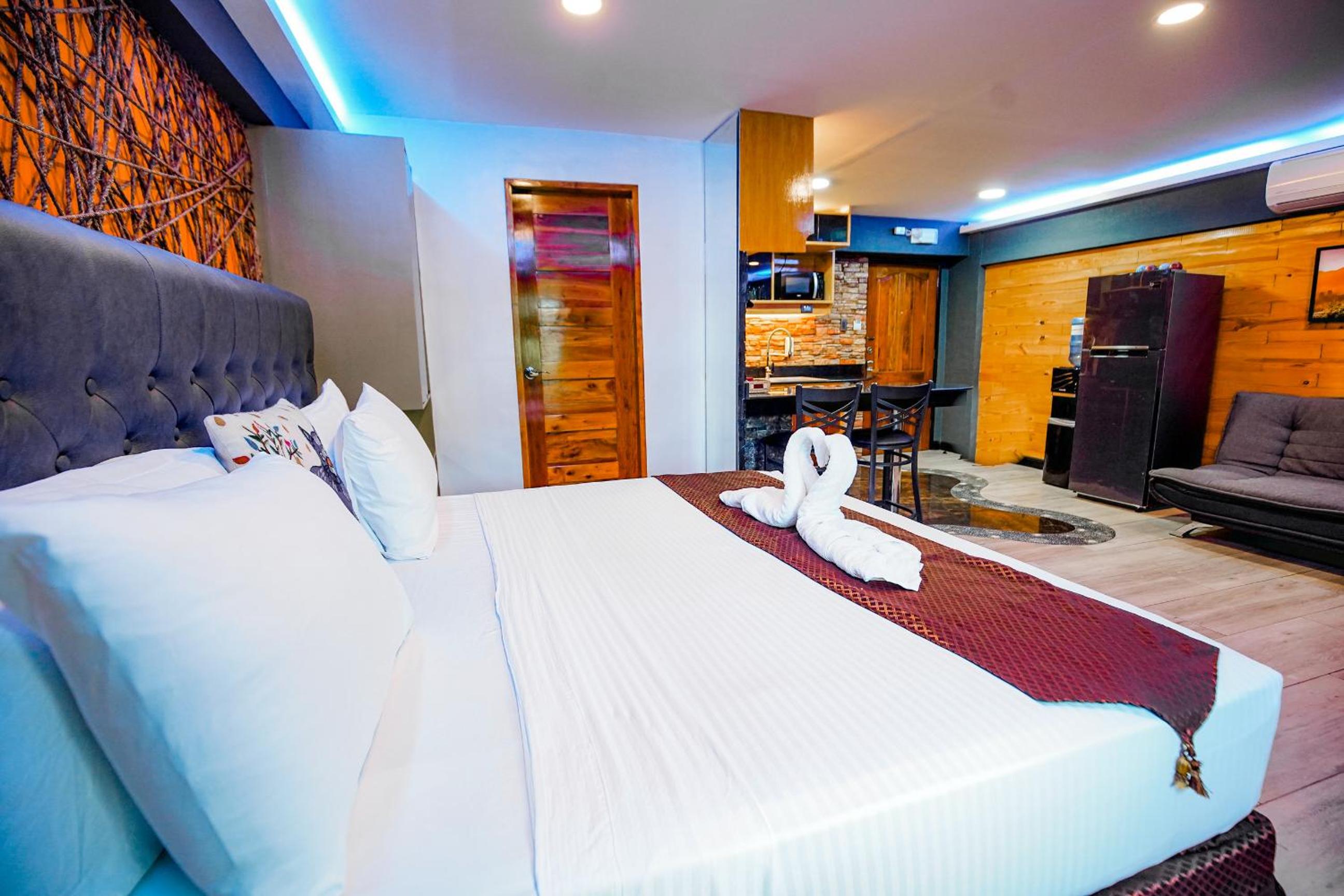 Standard Studio Suite - Photo 37