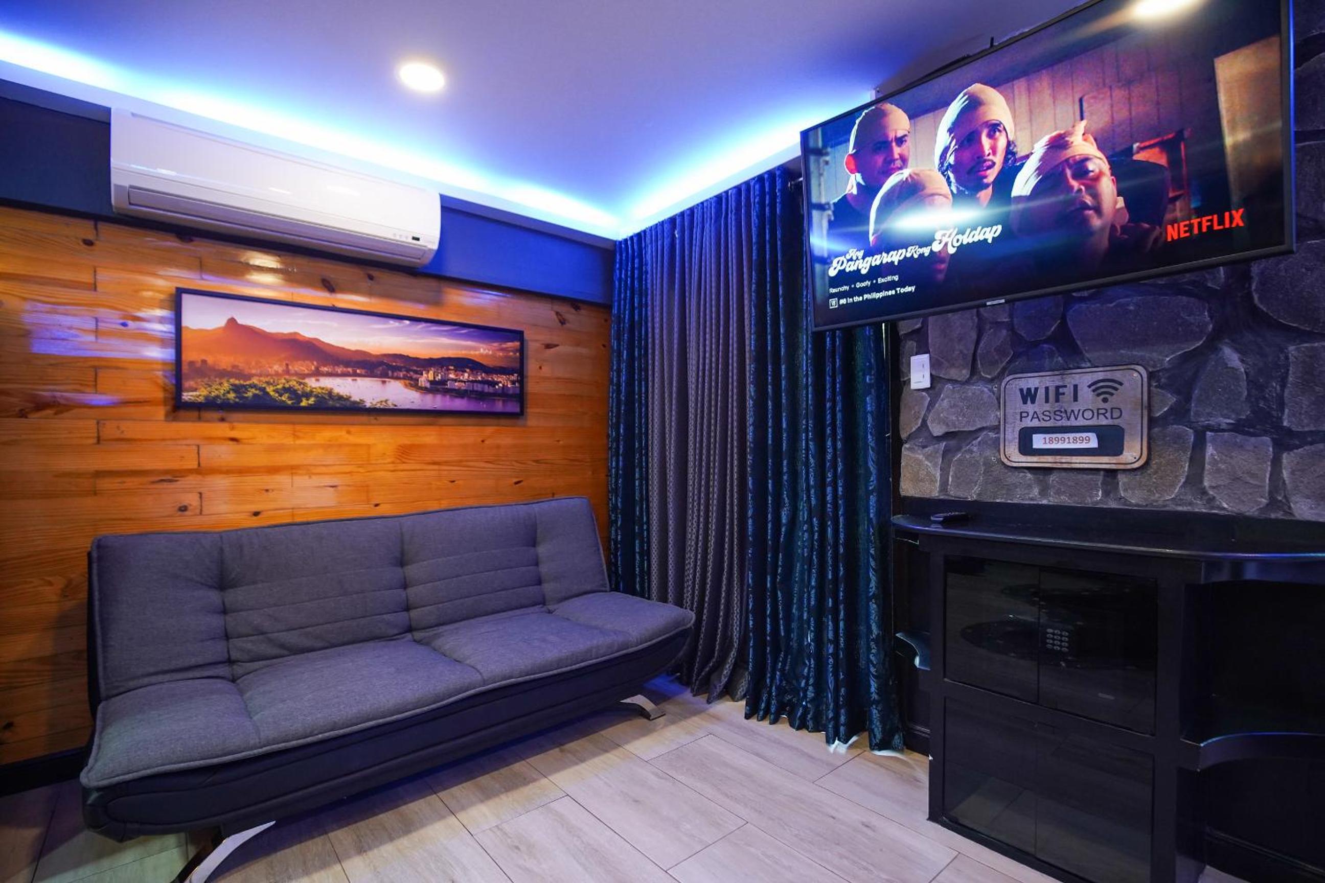 Standard Studio Suite - Photo 35