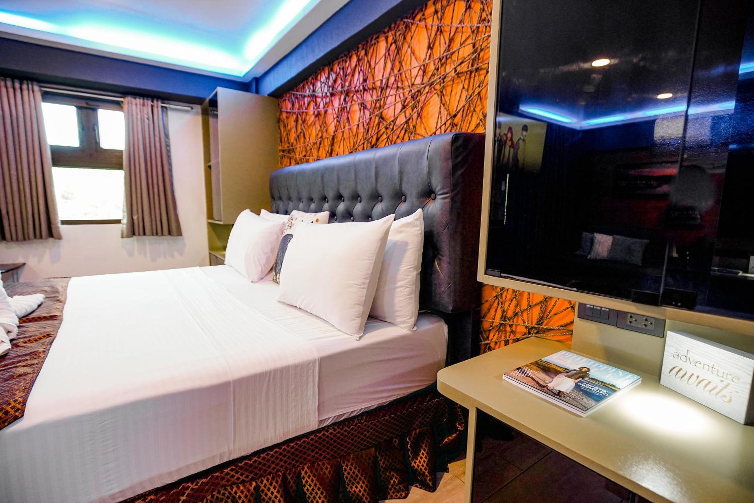 Standard Studio Suite - Photo 24