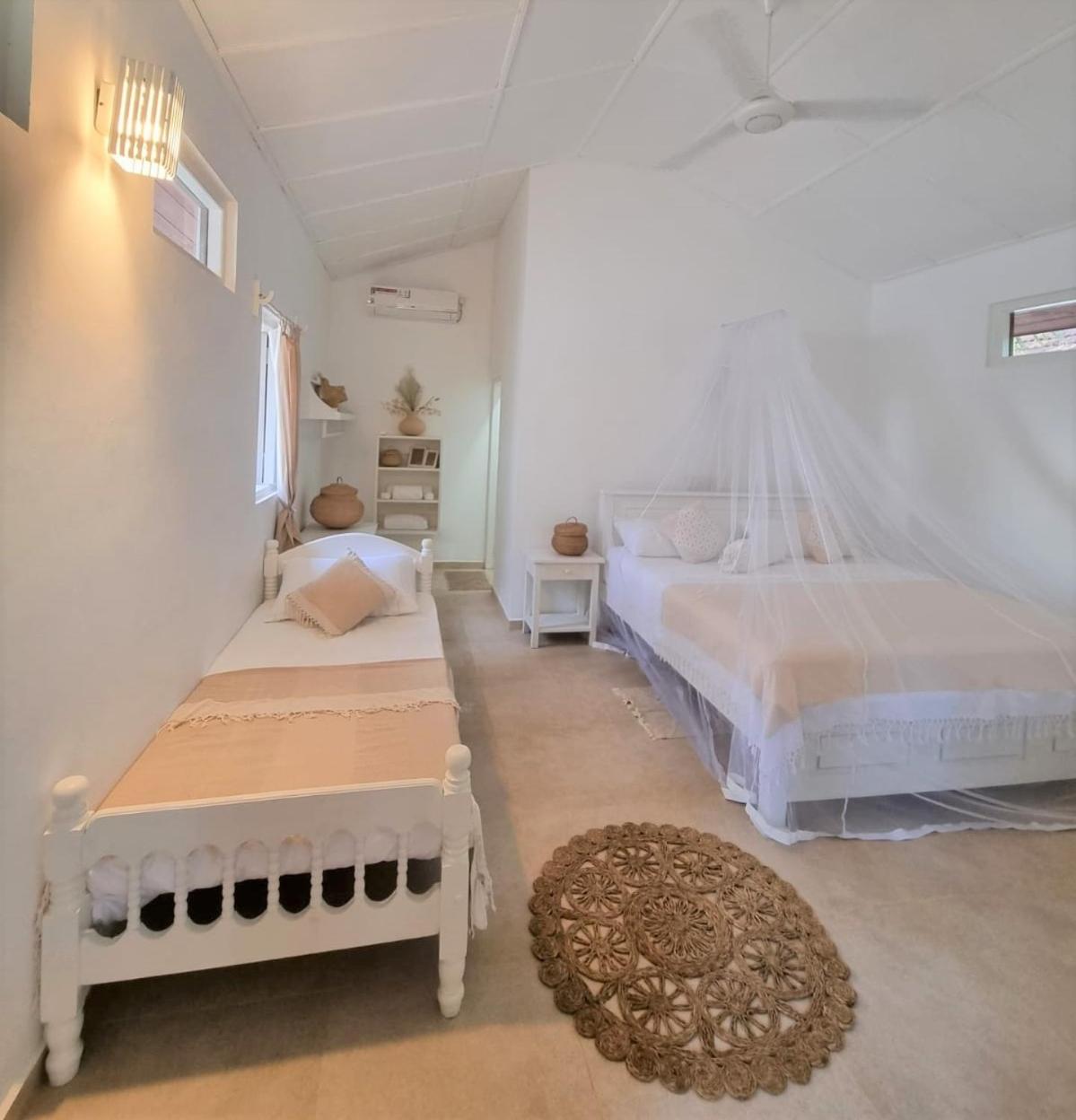Triple Room with Terrace