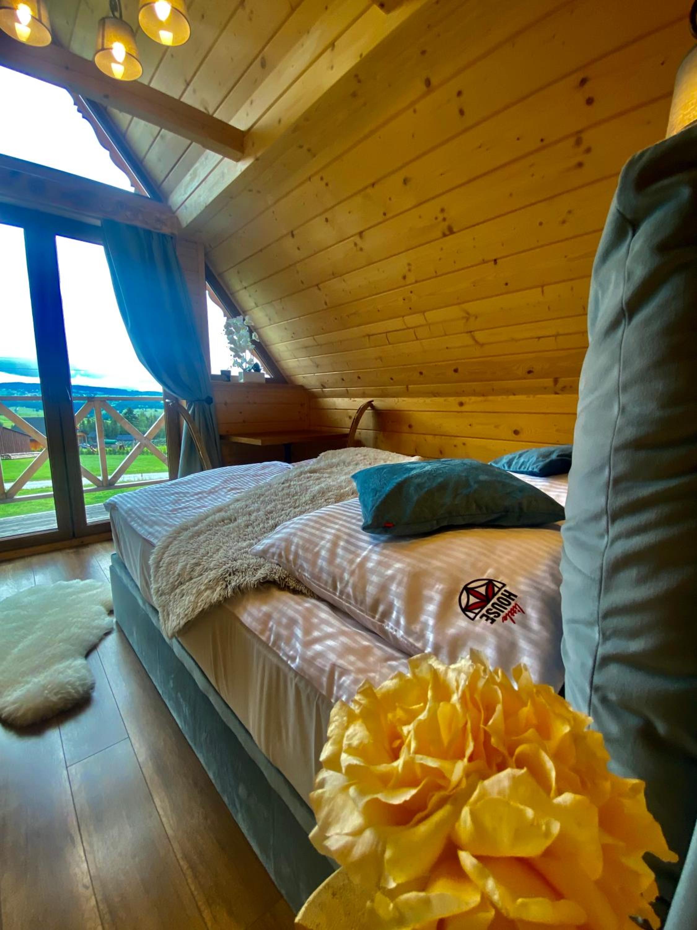 Two-Bedroom House - Photo 13