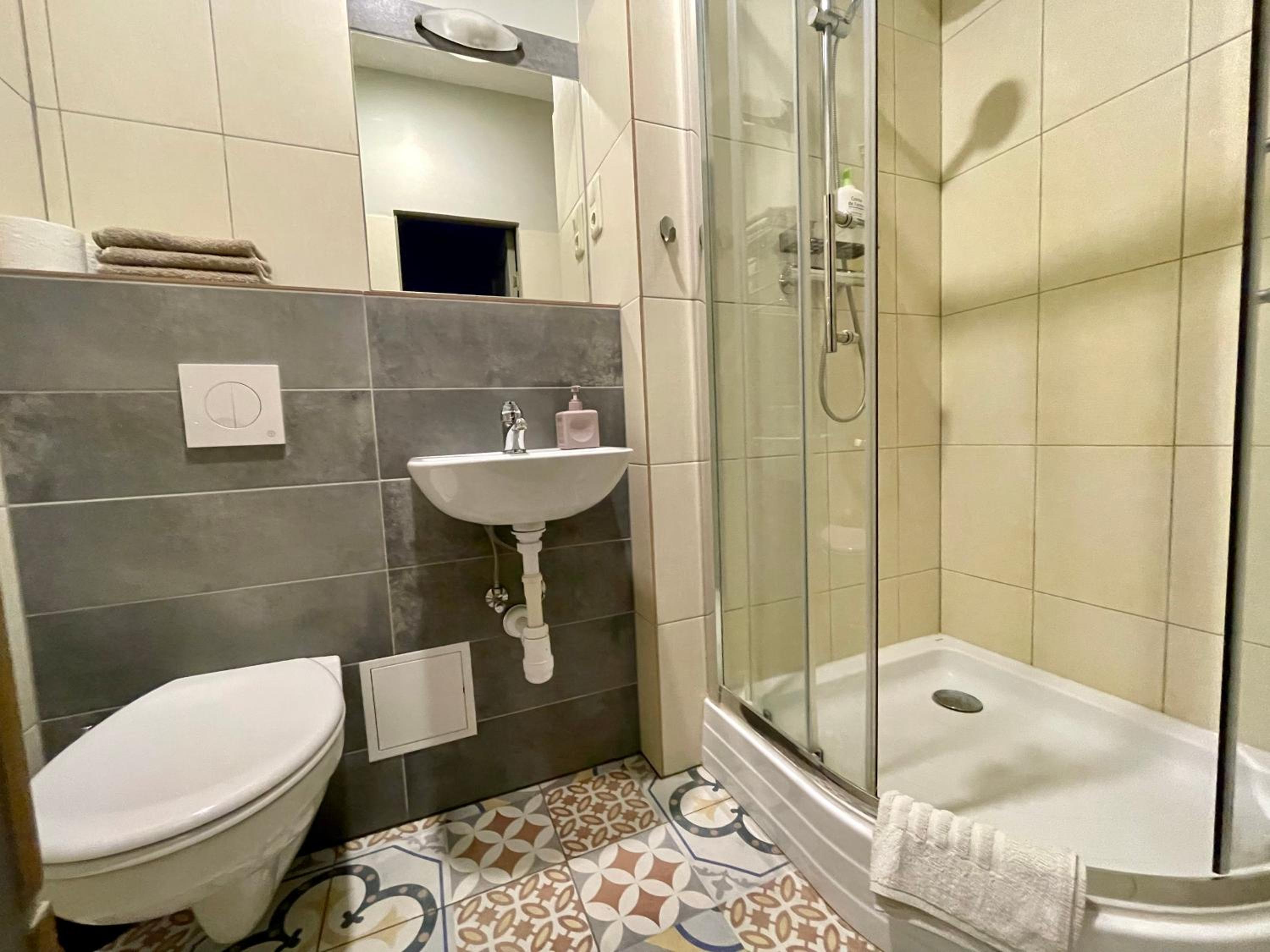 Triple Room - Photo 10