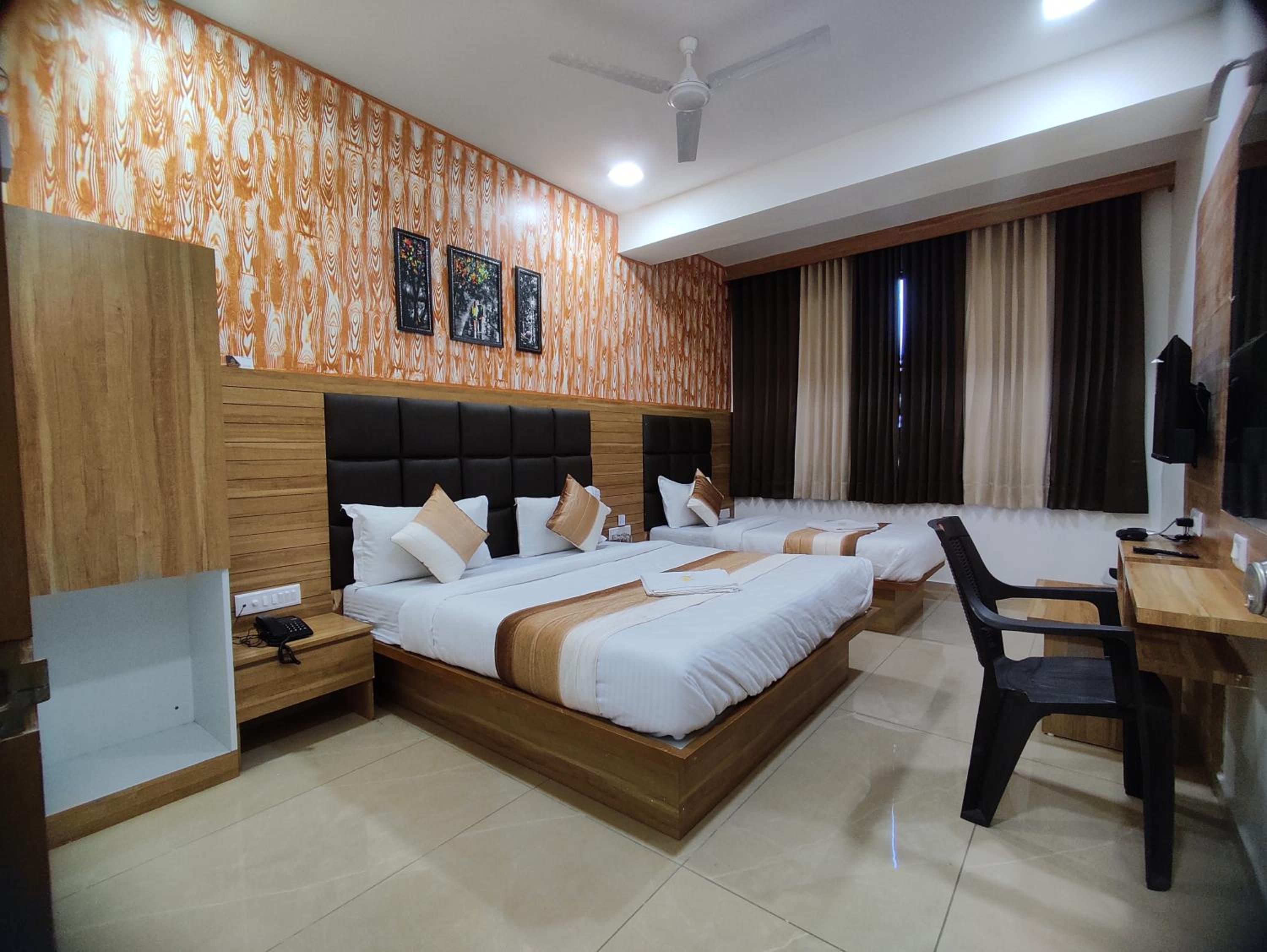 Executive Triple Room photo 1