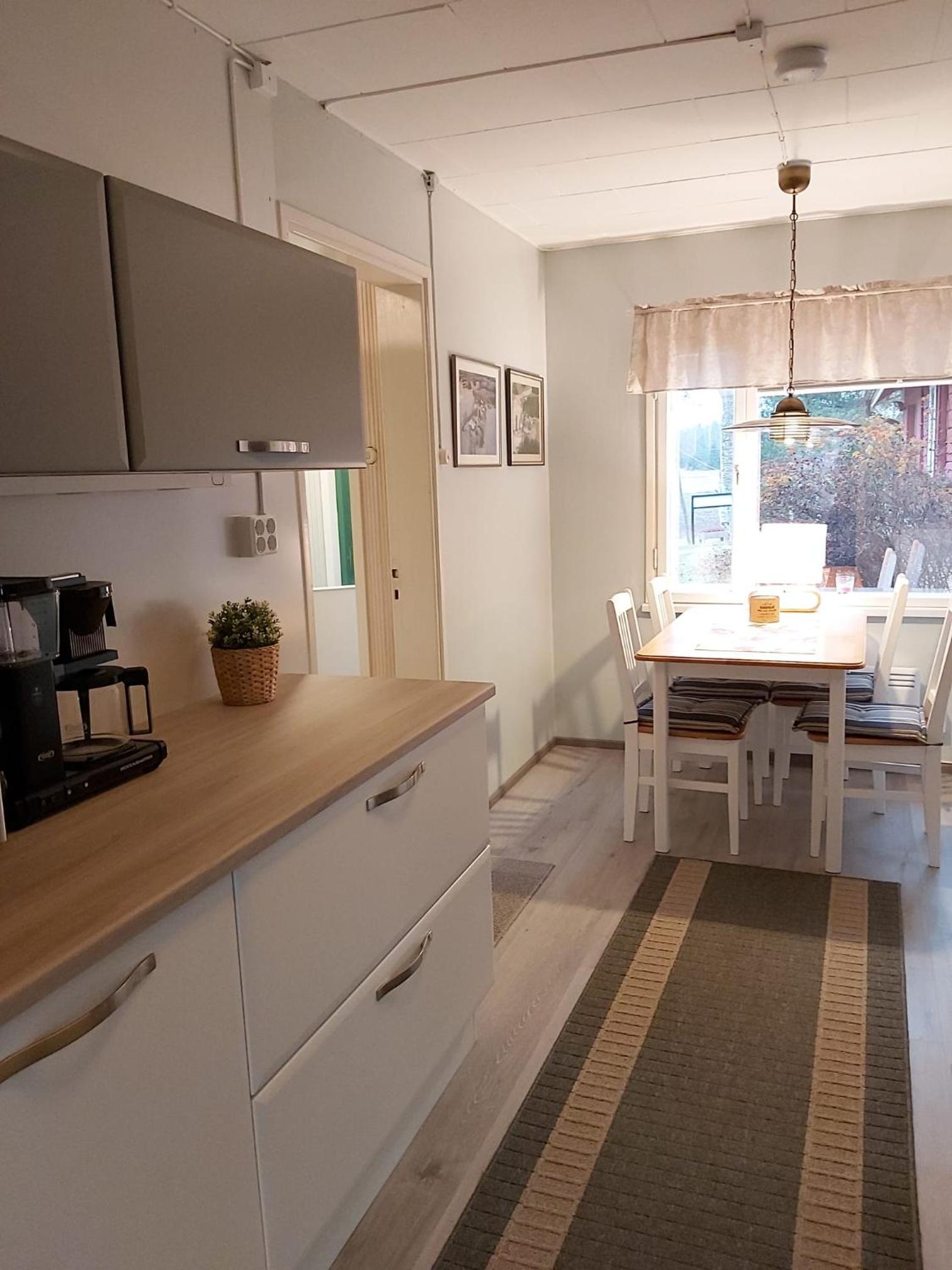 One-Bedroom Apartment - Photo 13