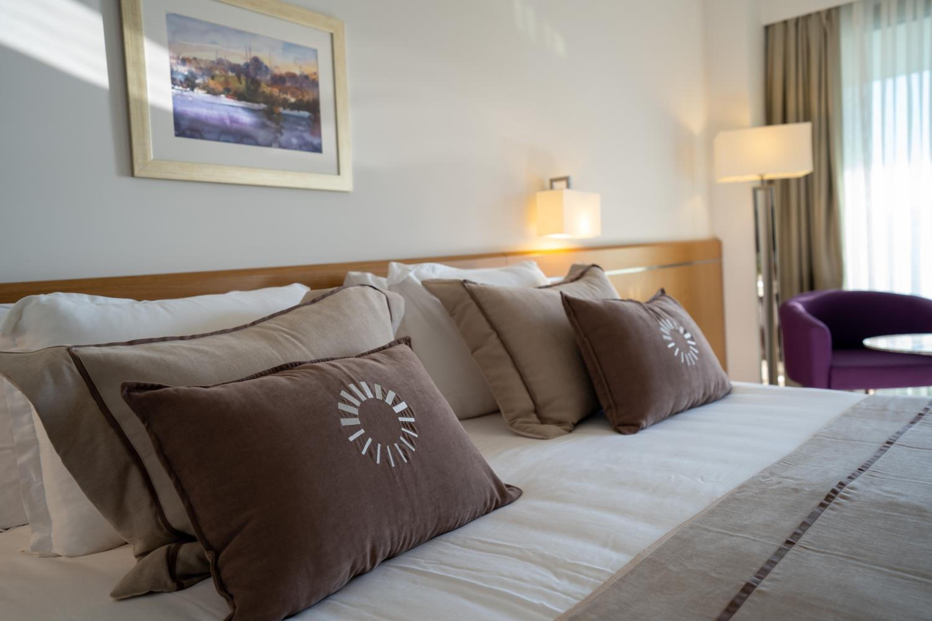 Family Double Room - Photo 1