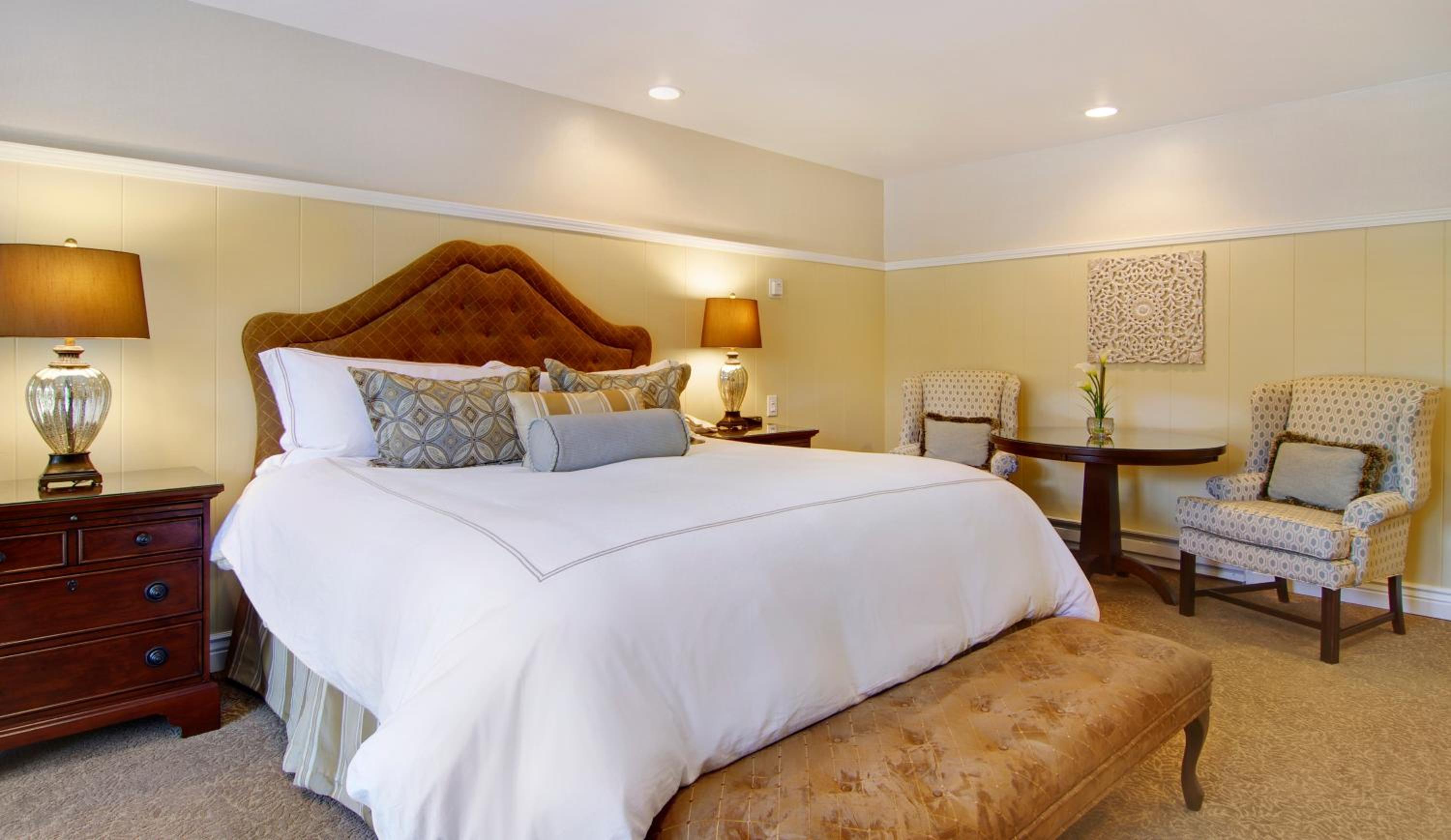 Standard King Room - Photo 2