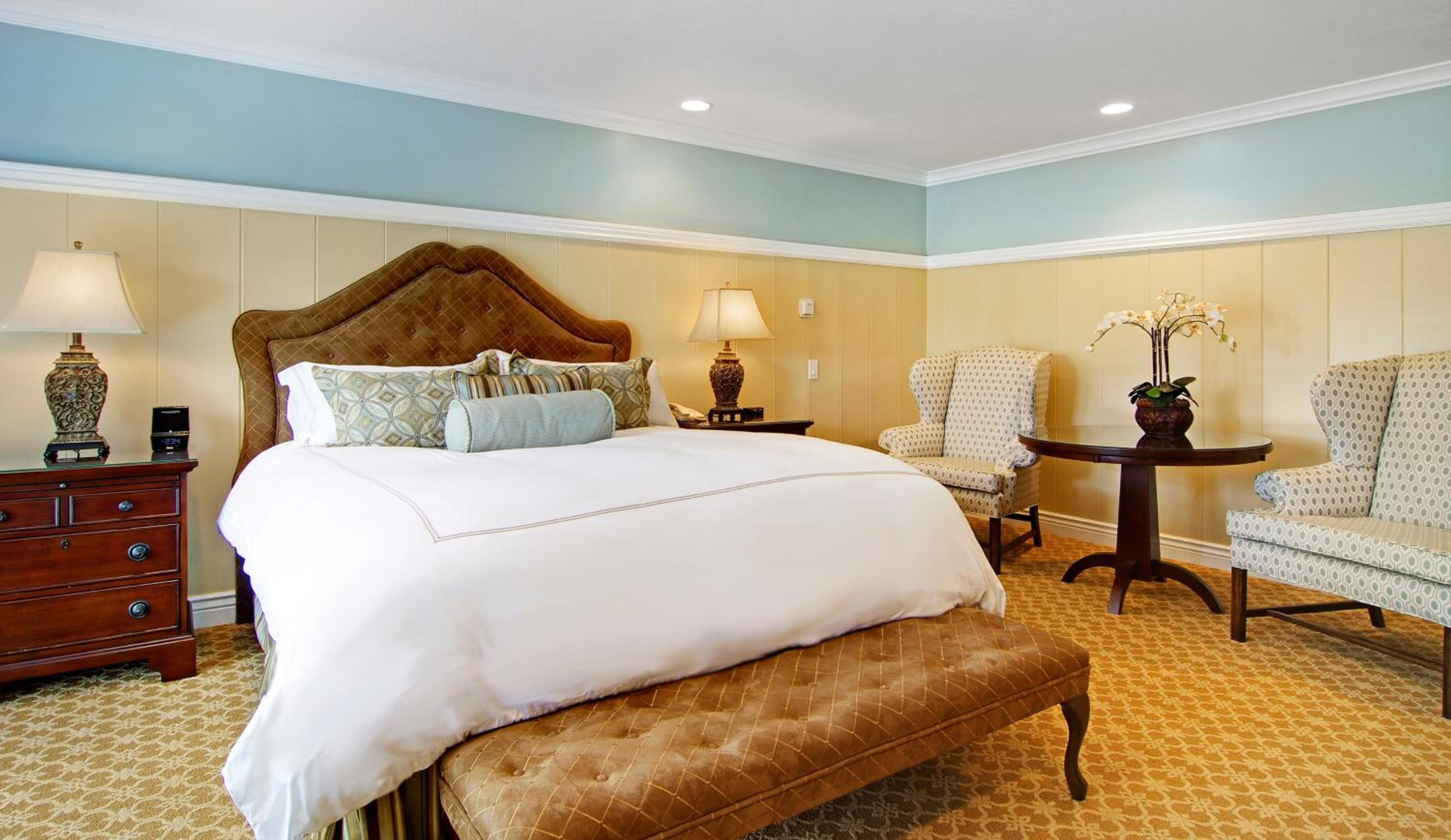 Standard King Room - Photo 4