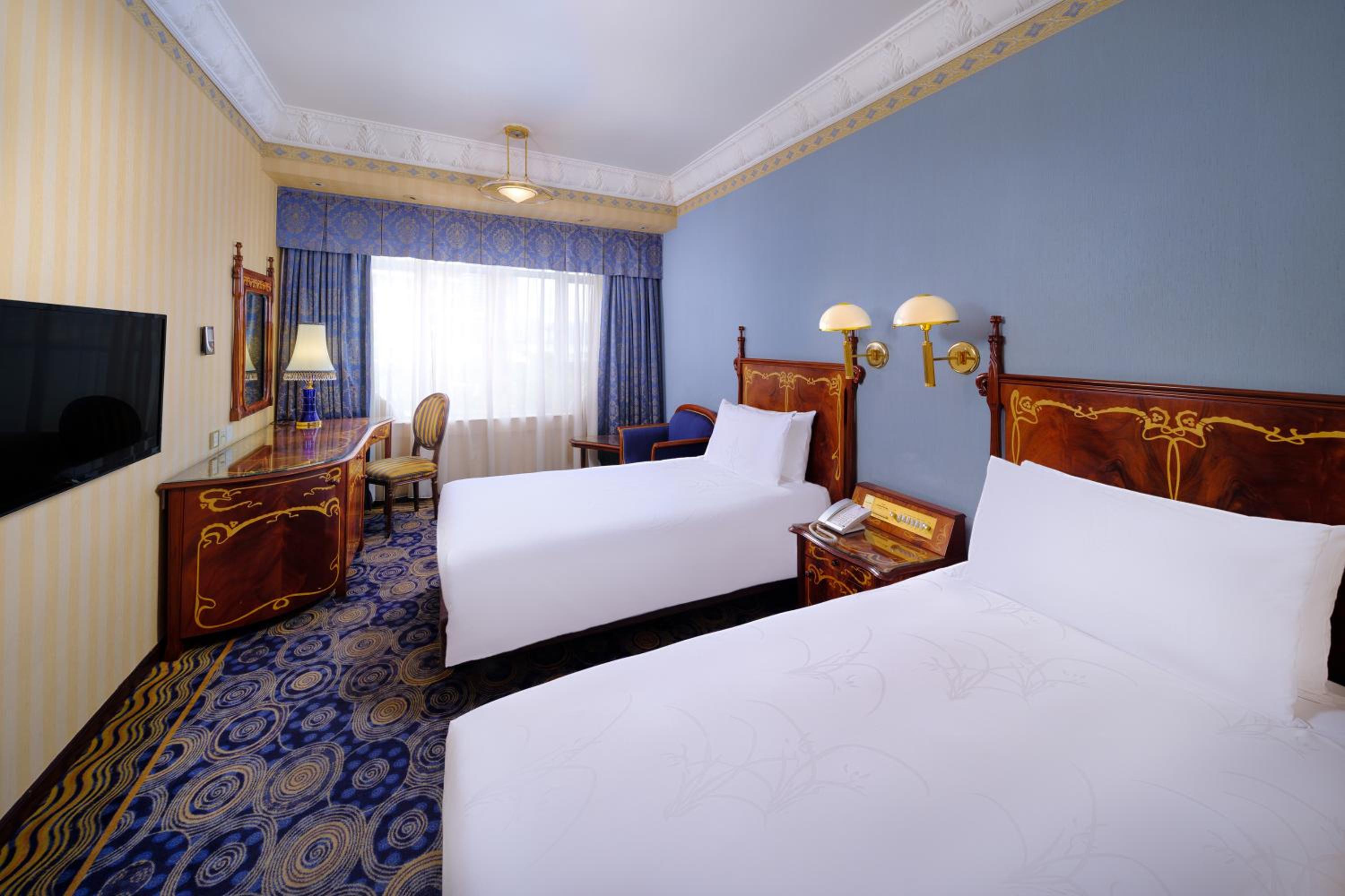 Standard Twin Room - Photo 1