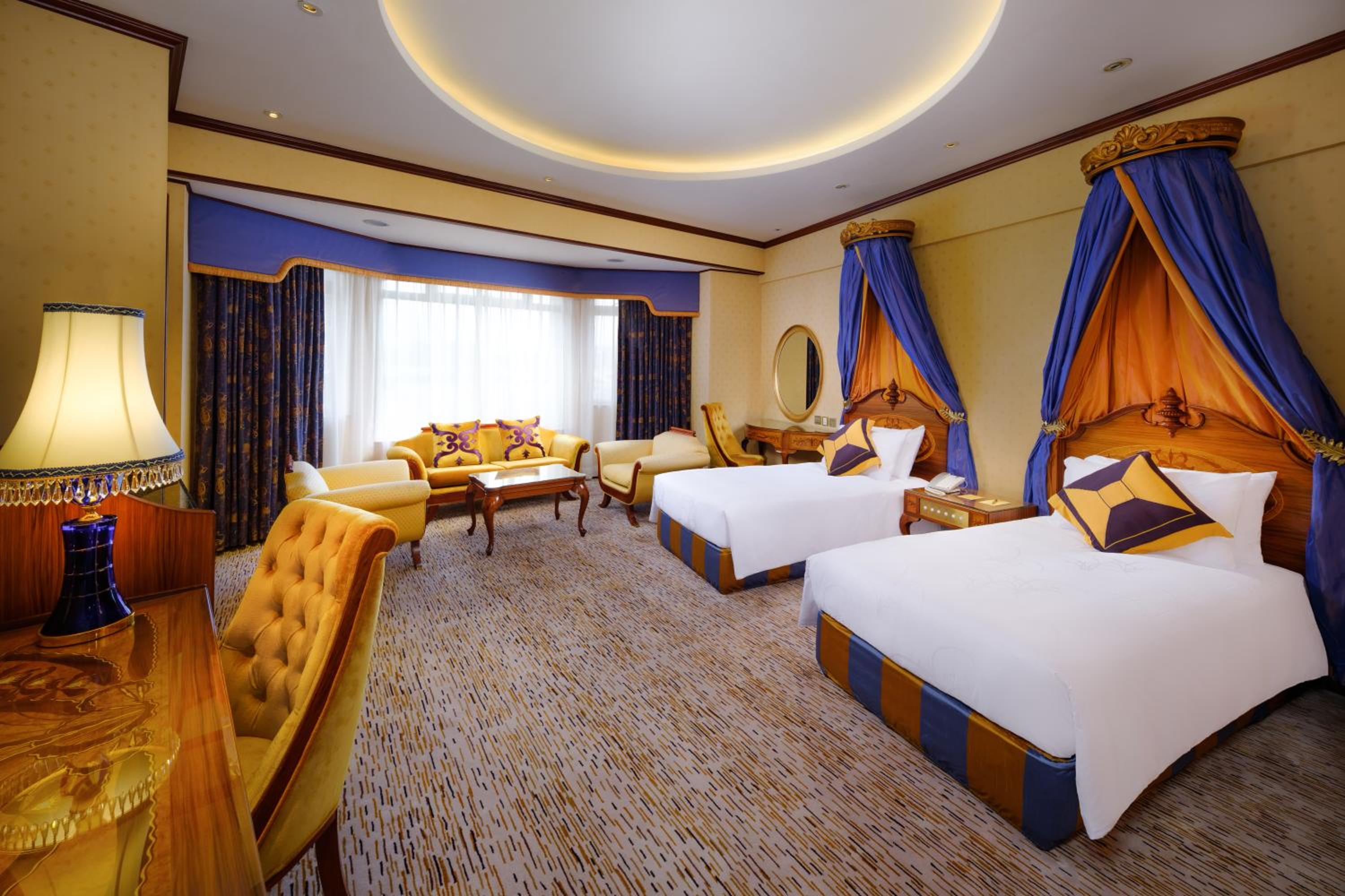 Large Twin Room photo 1