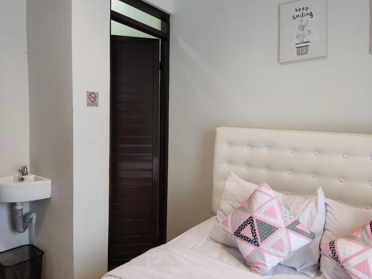 Deluxe Double Room - Photo 8